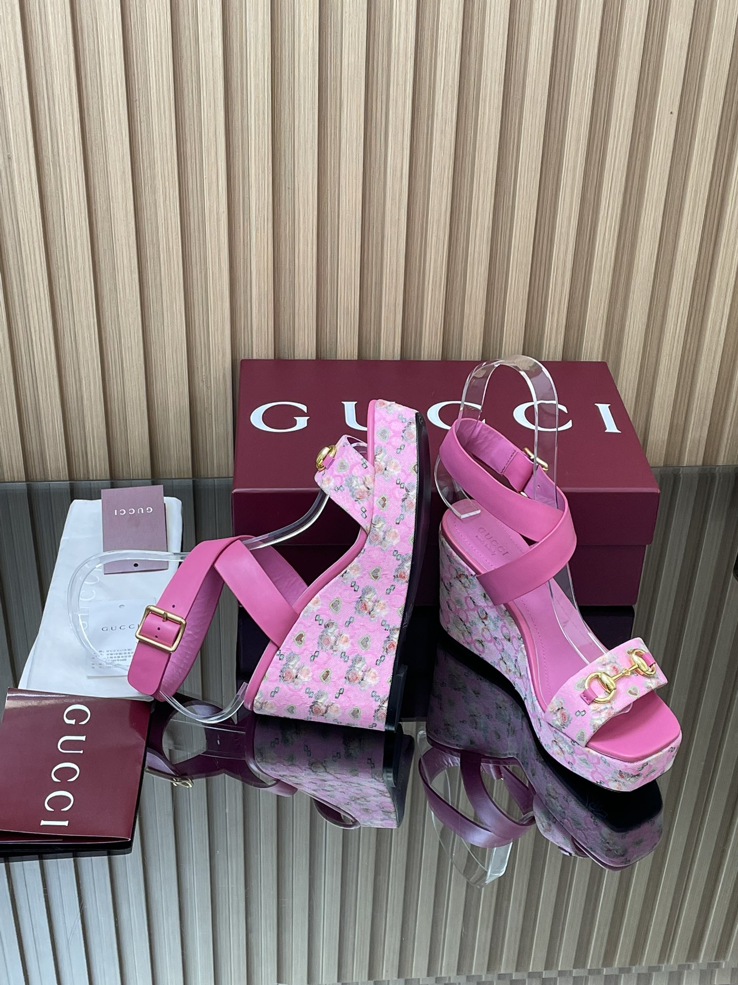 GUCCI グッチ フラットシューズ フラワープリント シューズ ピンク 全1色 - 画像 8