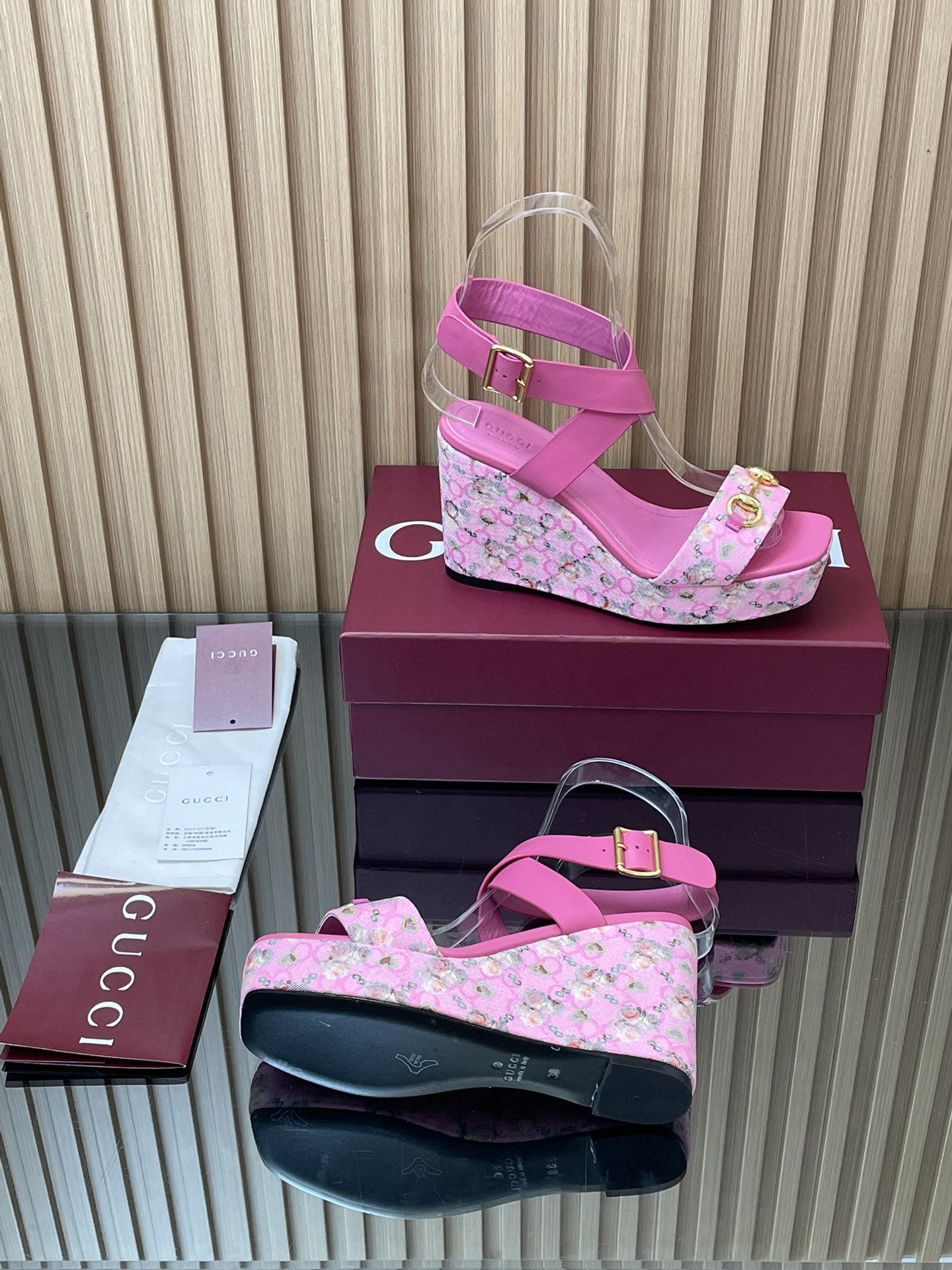 GUCCI グッチ フラットシューズ フラワープリント シューズ ピンク 全1色 - 画像 9