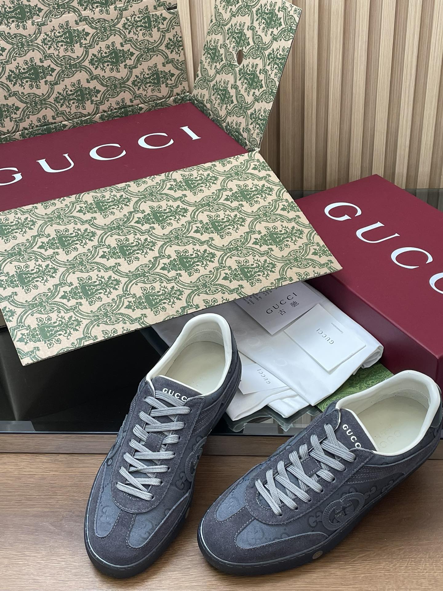 GUCCI グッチ ローファー 本革 通勤 フラットシューズ ブラック - 画像 3