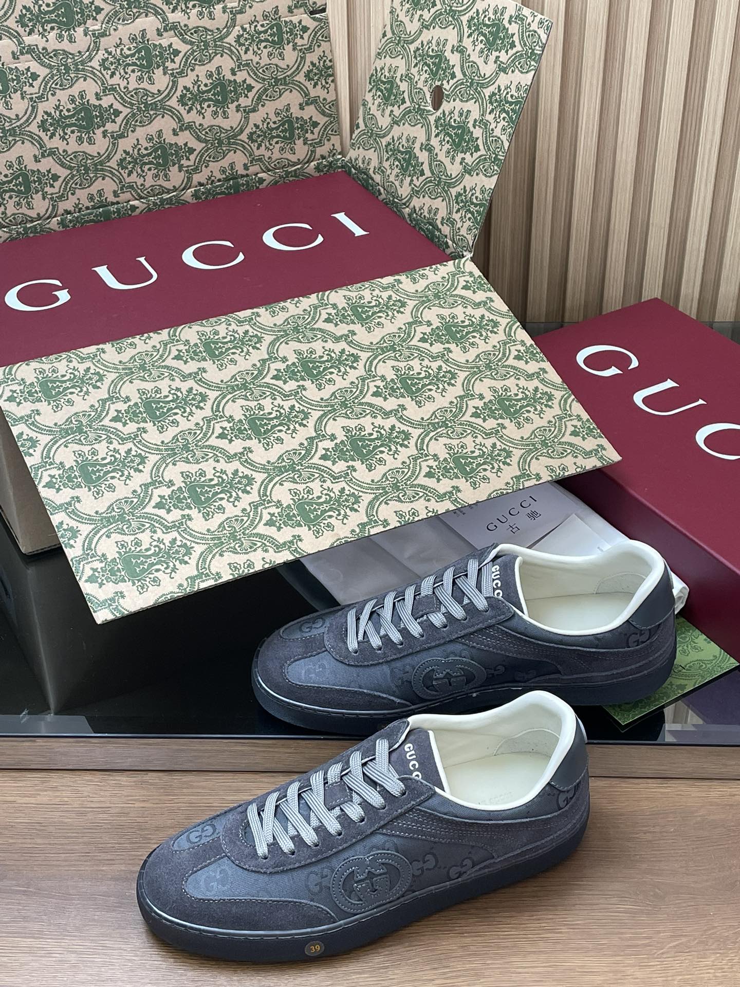 GUCCI グッチ ローファー 本革 通勤 フラットシューズ ブラック - 画像 4