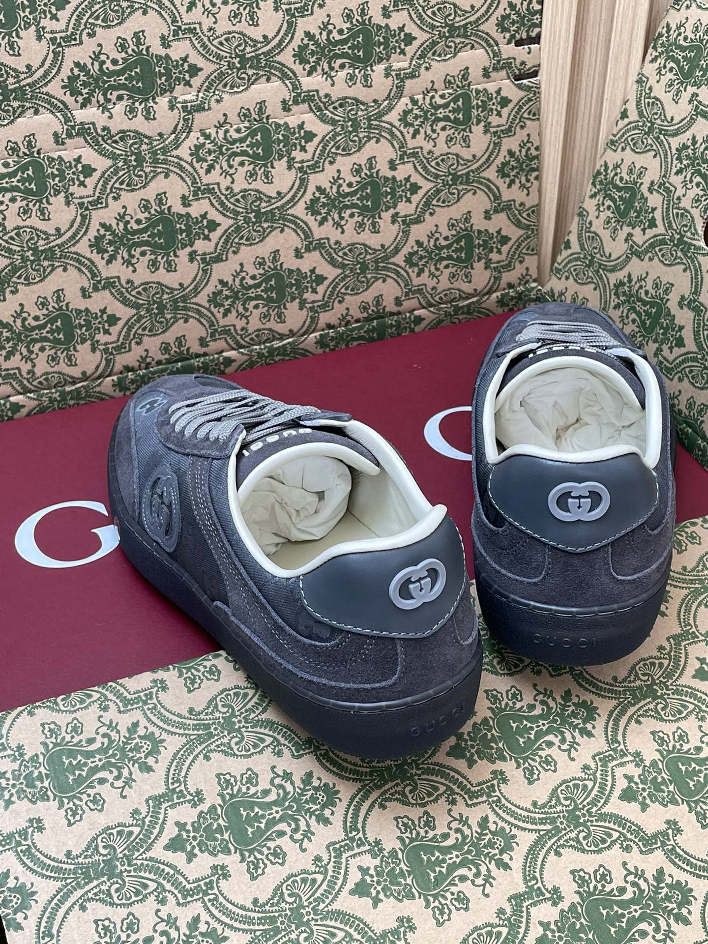 GUCCI グッチ ローファー 本革 通勤 フラットシューズ ブラック - 画像 6