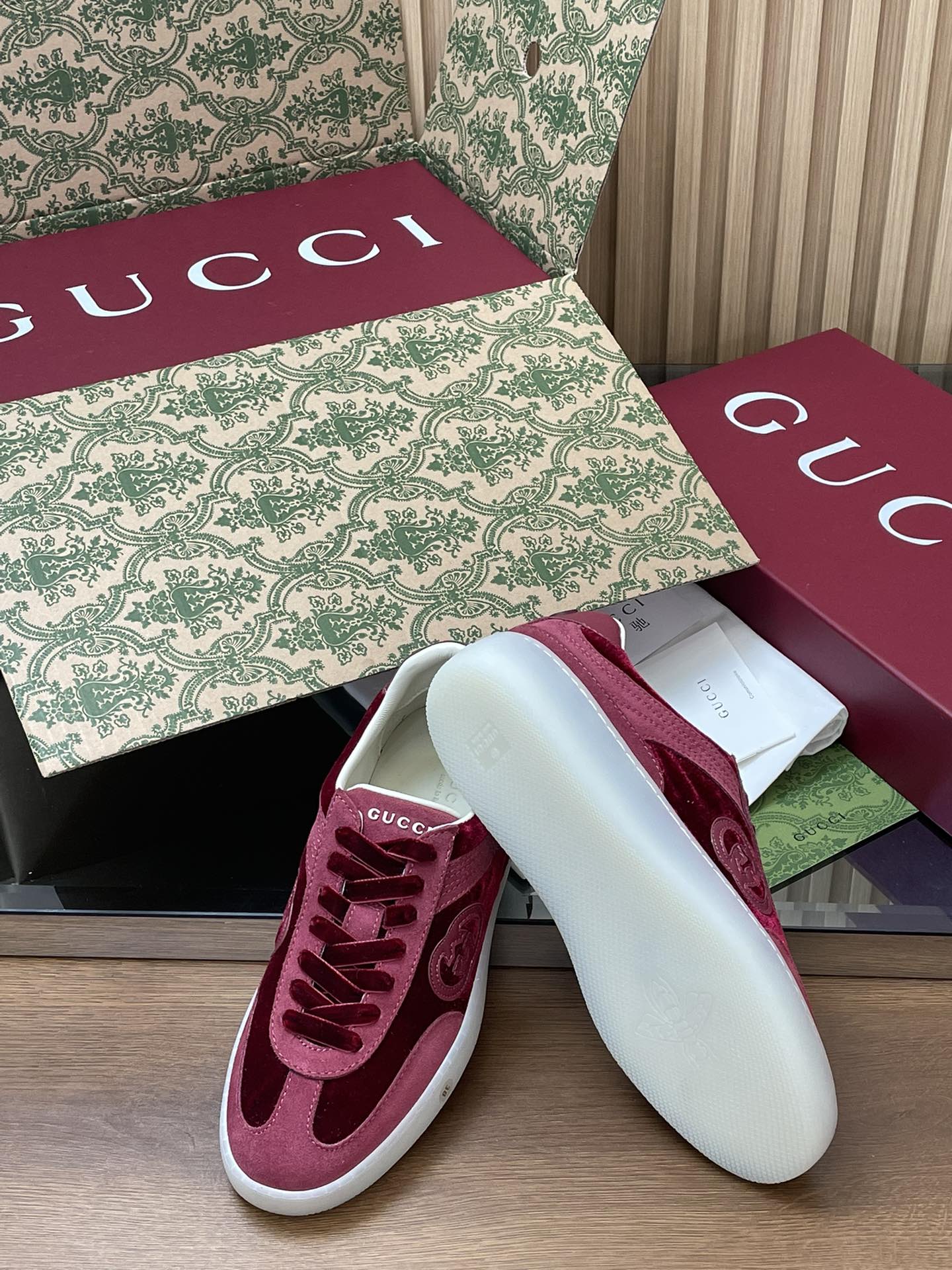 GUCCI グッチ フラットシューズ 本革 レディース ブラック - 画像 9