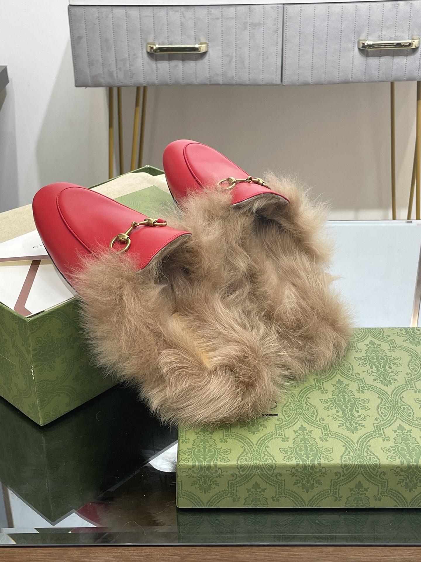 GUCCI グッチ フラットシューズ 本革 毛先 レッド - 画像 6