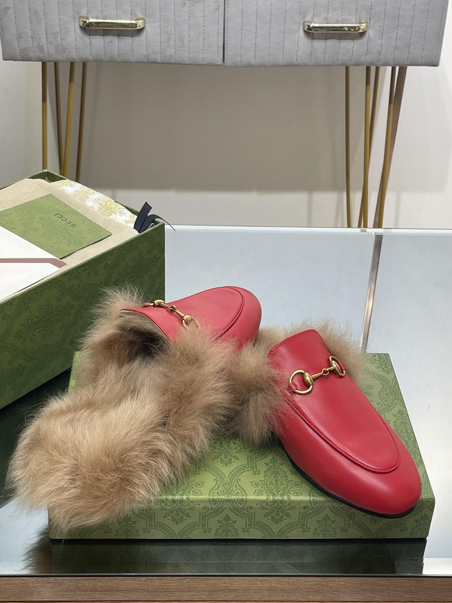GUCCI グッチ フラットシューズ 本革 毛先 レッド - 画像 8