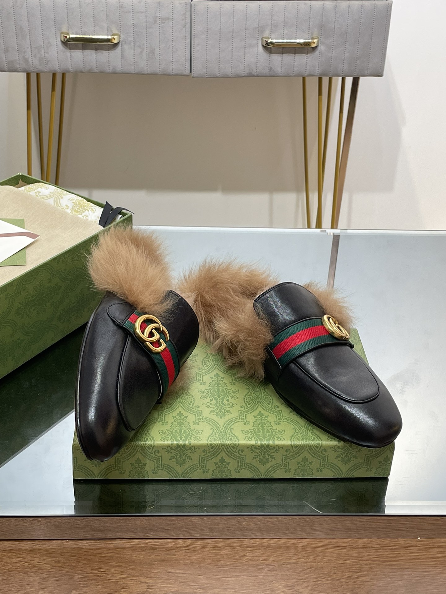 GUCCI グッチ フラットシューズ 本革 毛先 ローファー ブラック - 画像 8