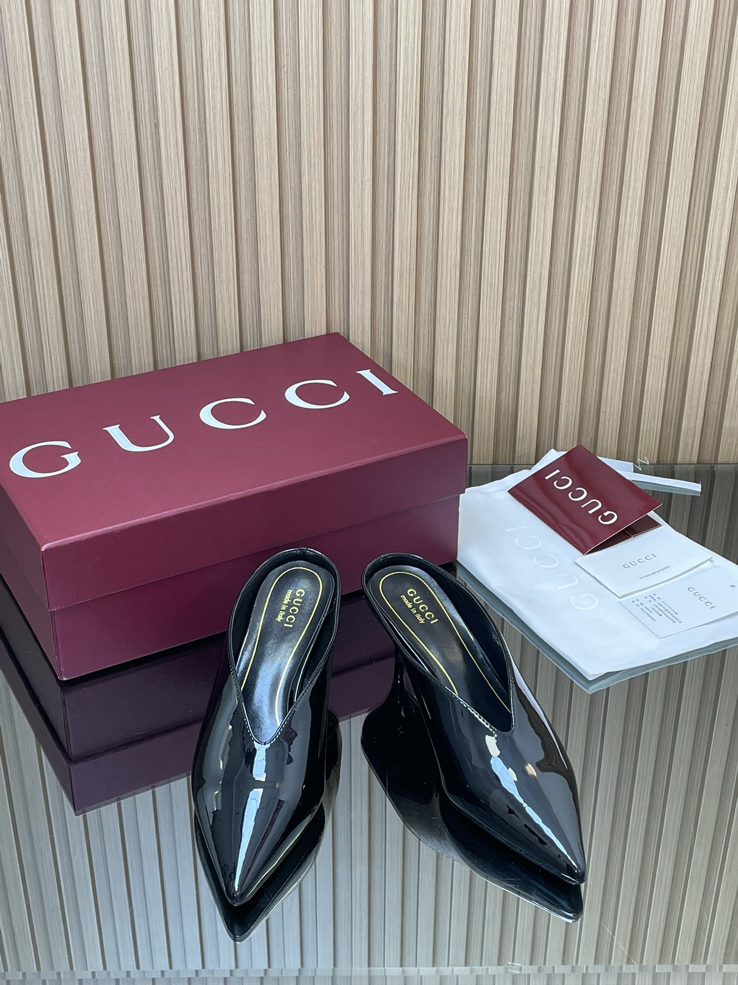 GUCCI グッチ ミュール フラットシューズ 本革 ブラック - 画像 2