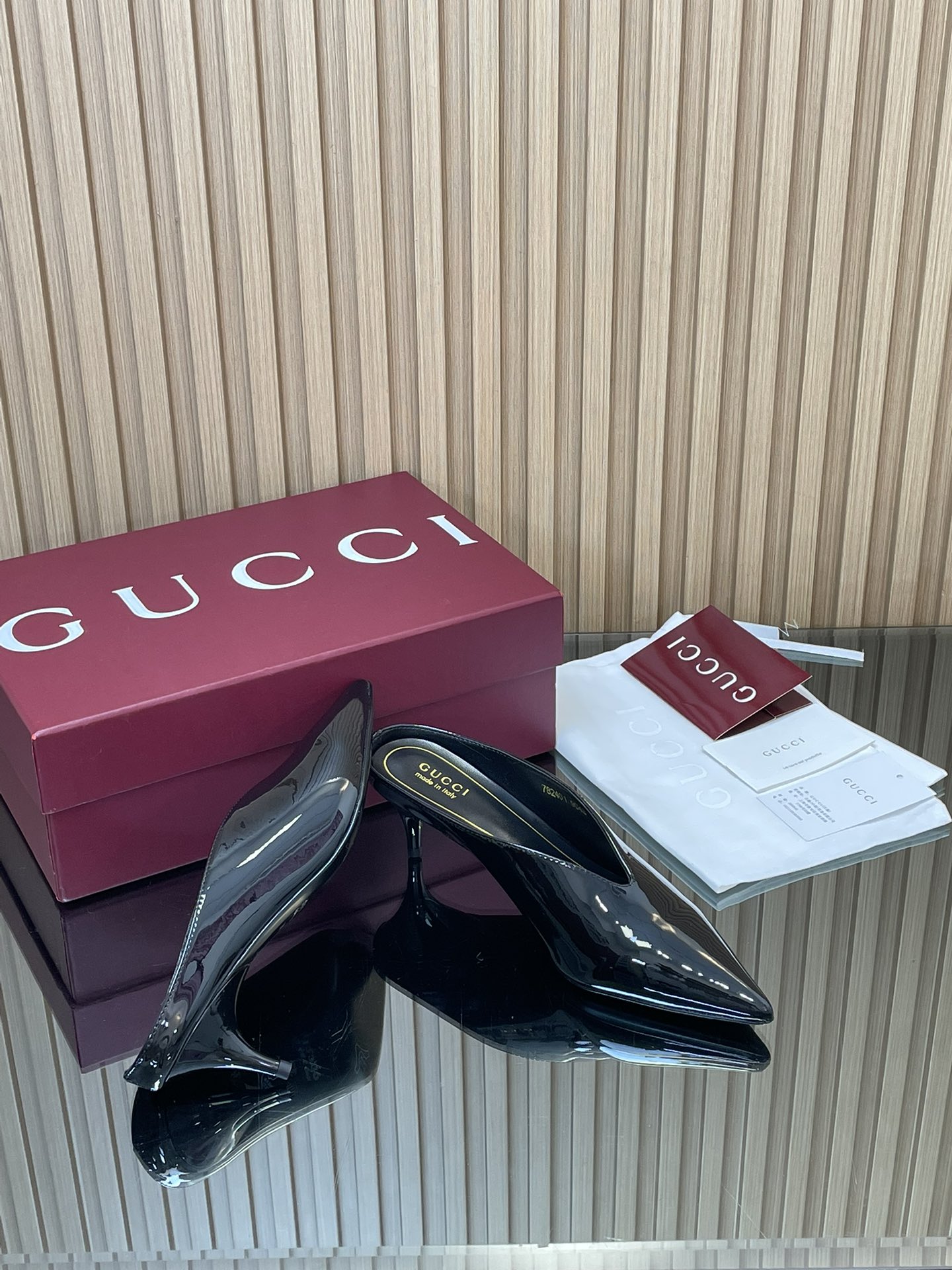 GUCCI グッチ ミュール フラットシューズ 本革 ブラック - 画像 8