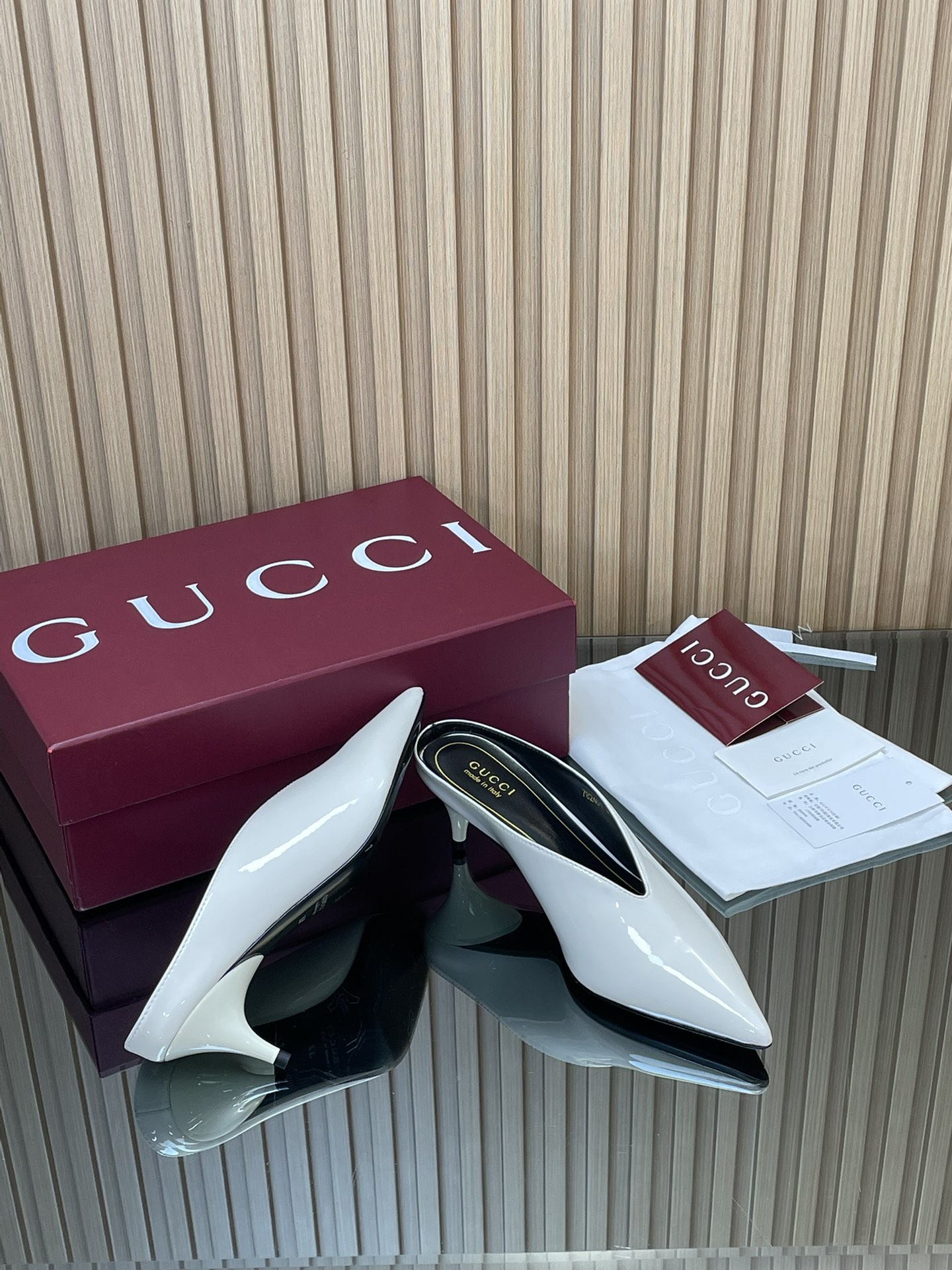 GUCCI グッチ ミュール 本革 通勤 通学 ブラック - 画像 8