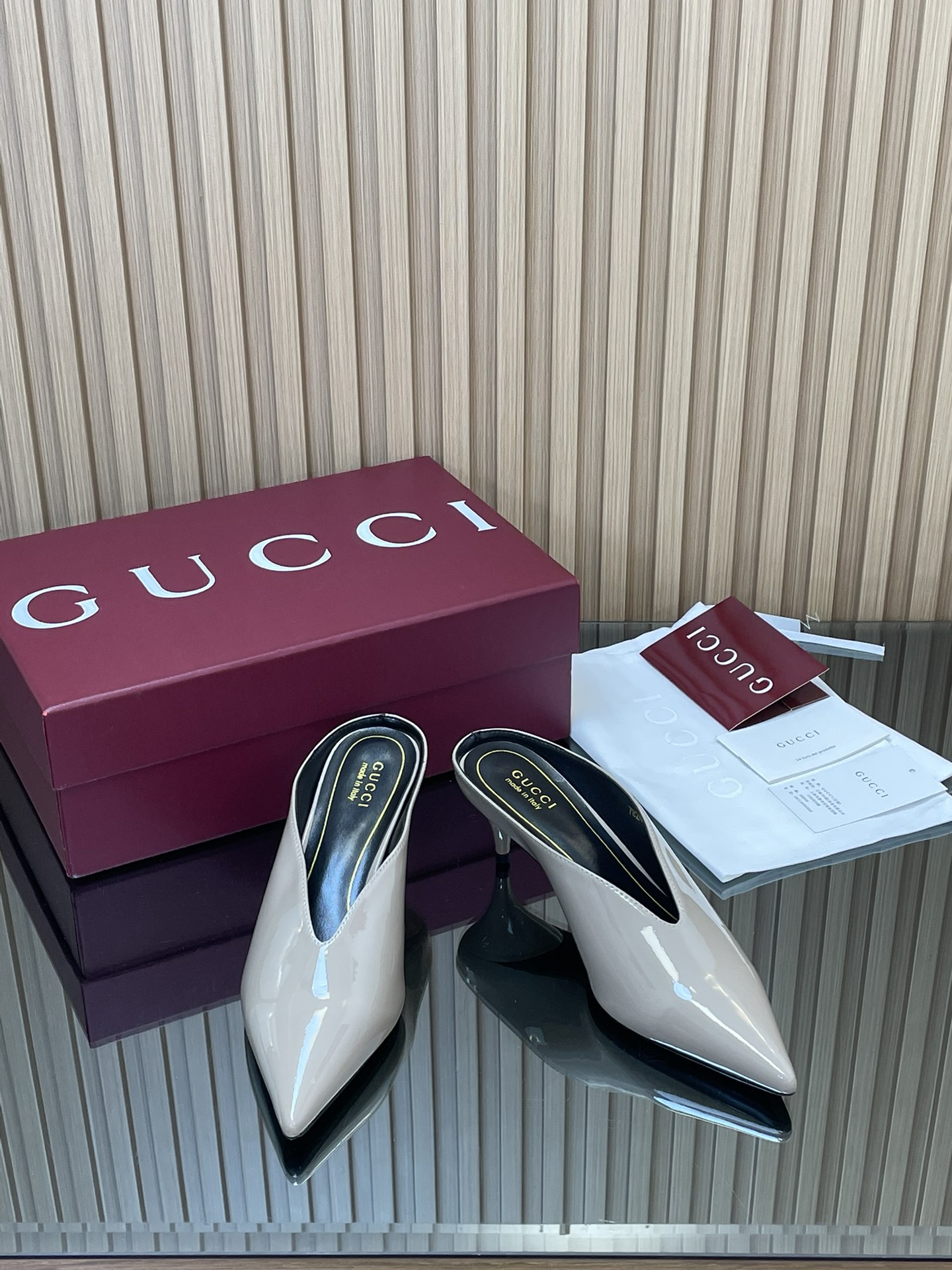 GUCCI グッチ ミュール ハイヒール フラットシューズ ベージュ - 画像 2