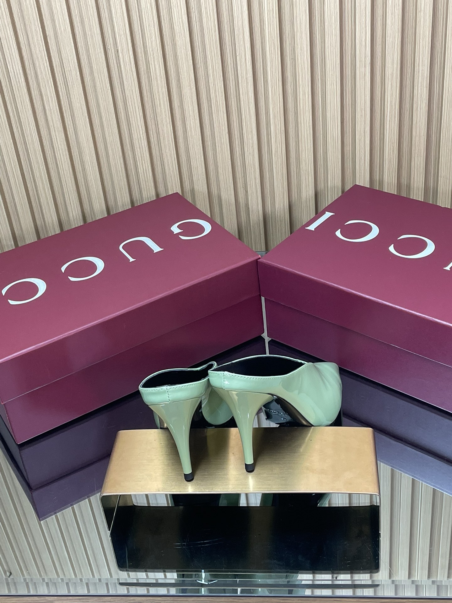 GUCCI グッチ ムートンパンプス 軽量 通勤 ベージュ - 画像 5