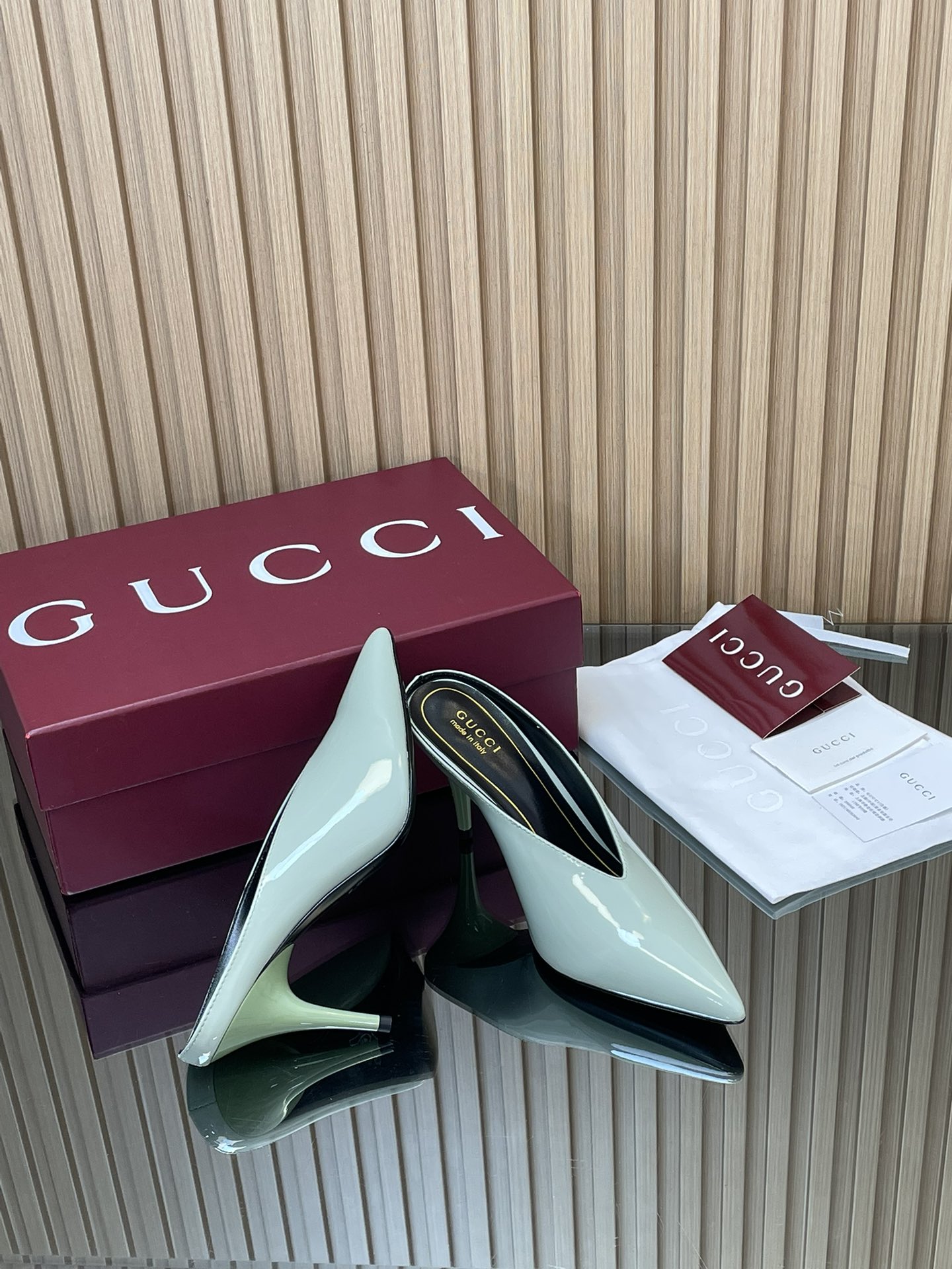GUCCI グッチ ローファー ポインテッドトゥ レースアップ ブラック 全1色 - 画像 8