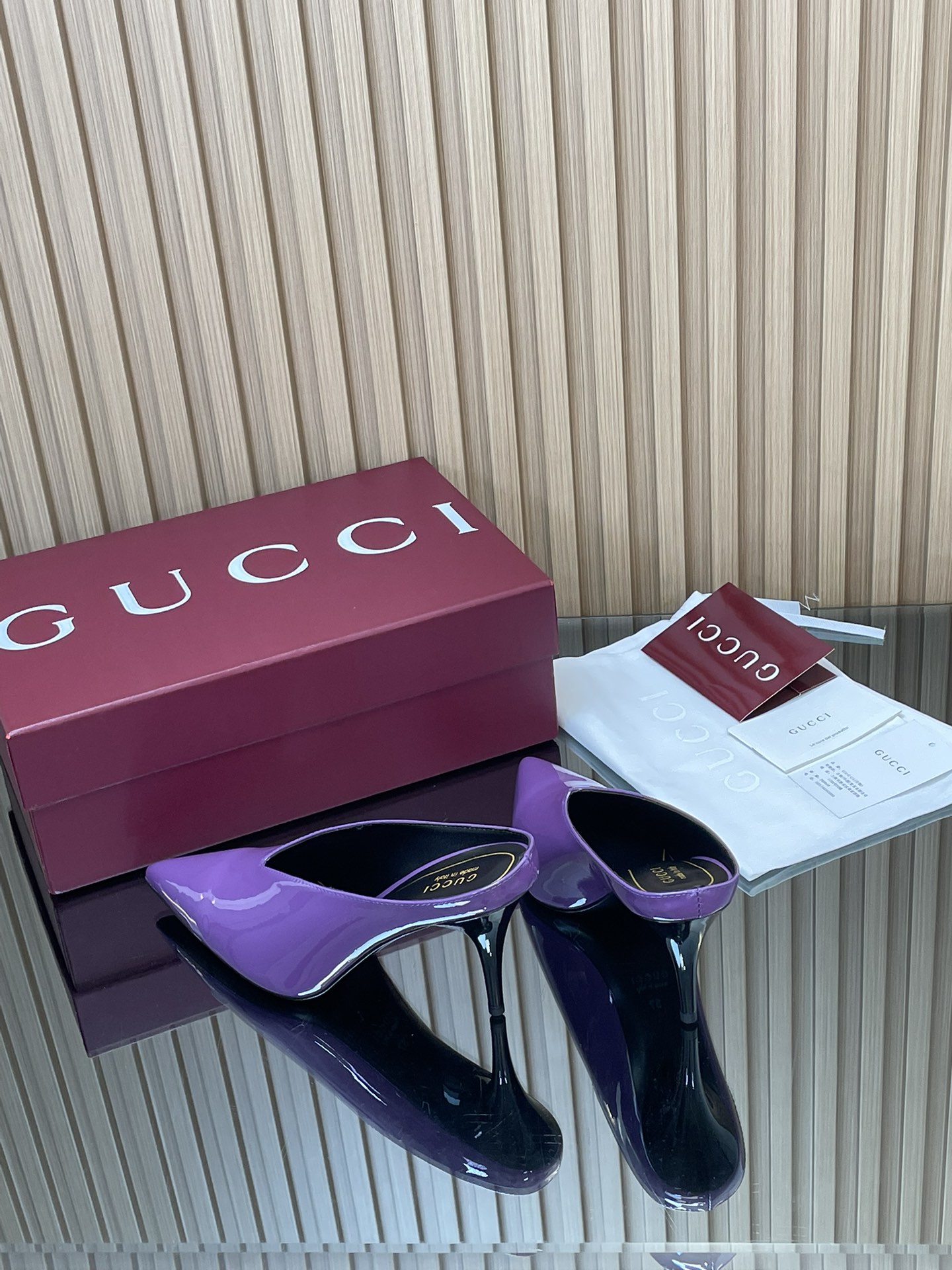 GUCCI グッチ フラットシューズ ポインテッドトゥ ブラック 2色展開 - 画像 6