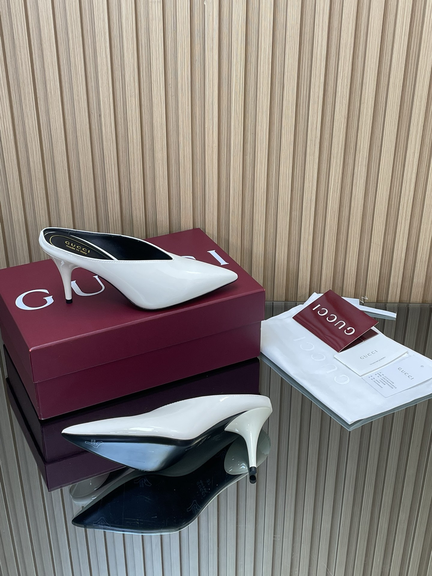 GUCCI グッチ ローファー 本革 ブラック ホワイト 通勤 通学 11.5cm インヒール - 画像 9