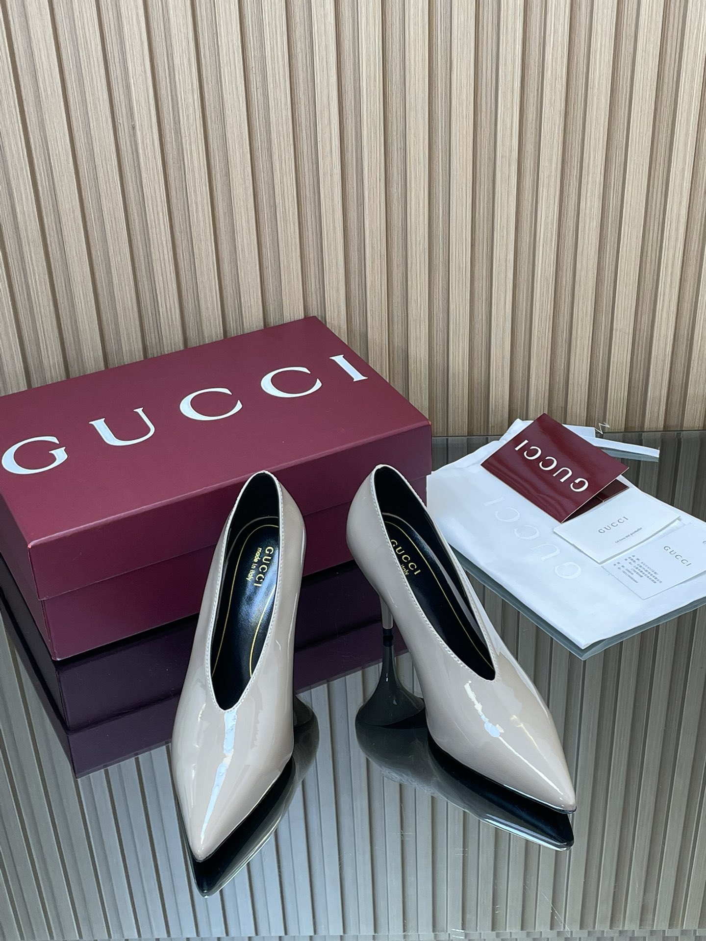 GUCCI グッチ ヘeled ポインテッドトゥ レースアップ ブラック 445833 - 画像 2