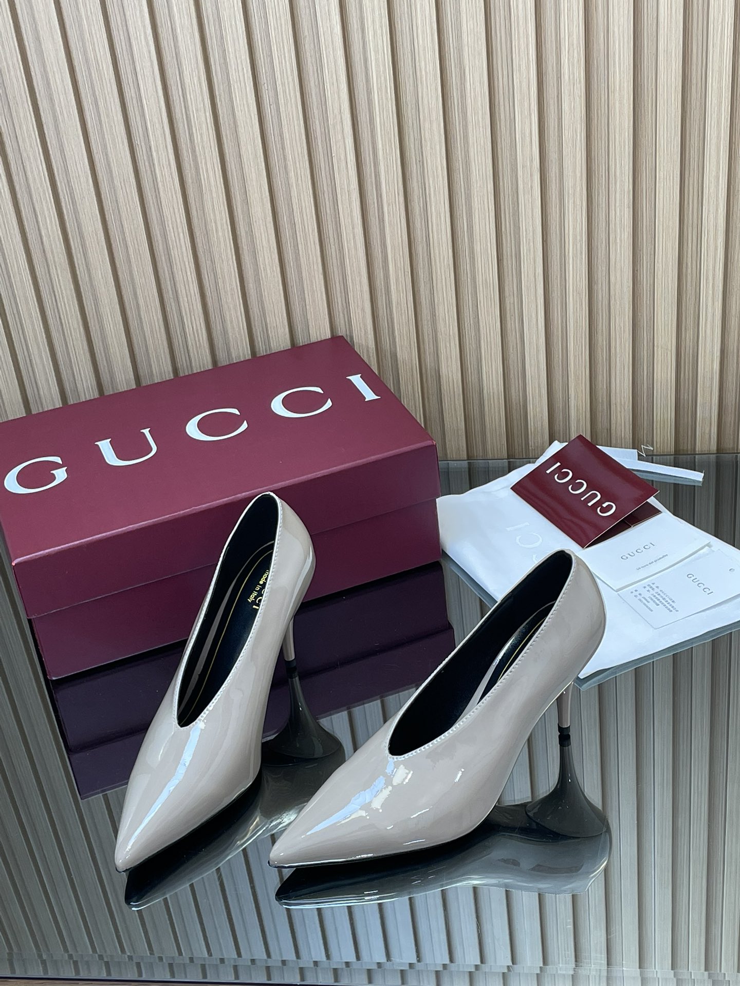 GUCCI グッチ ヘeled ポインテッドトゥ レースアップ ブラック 445833 - 画像 3