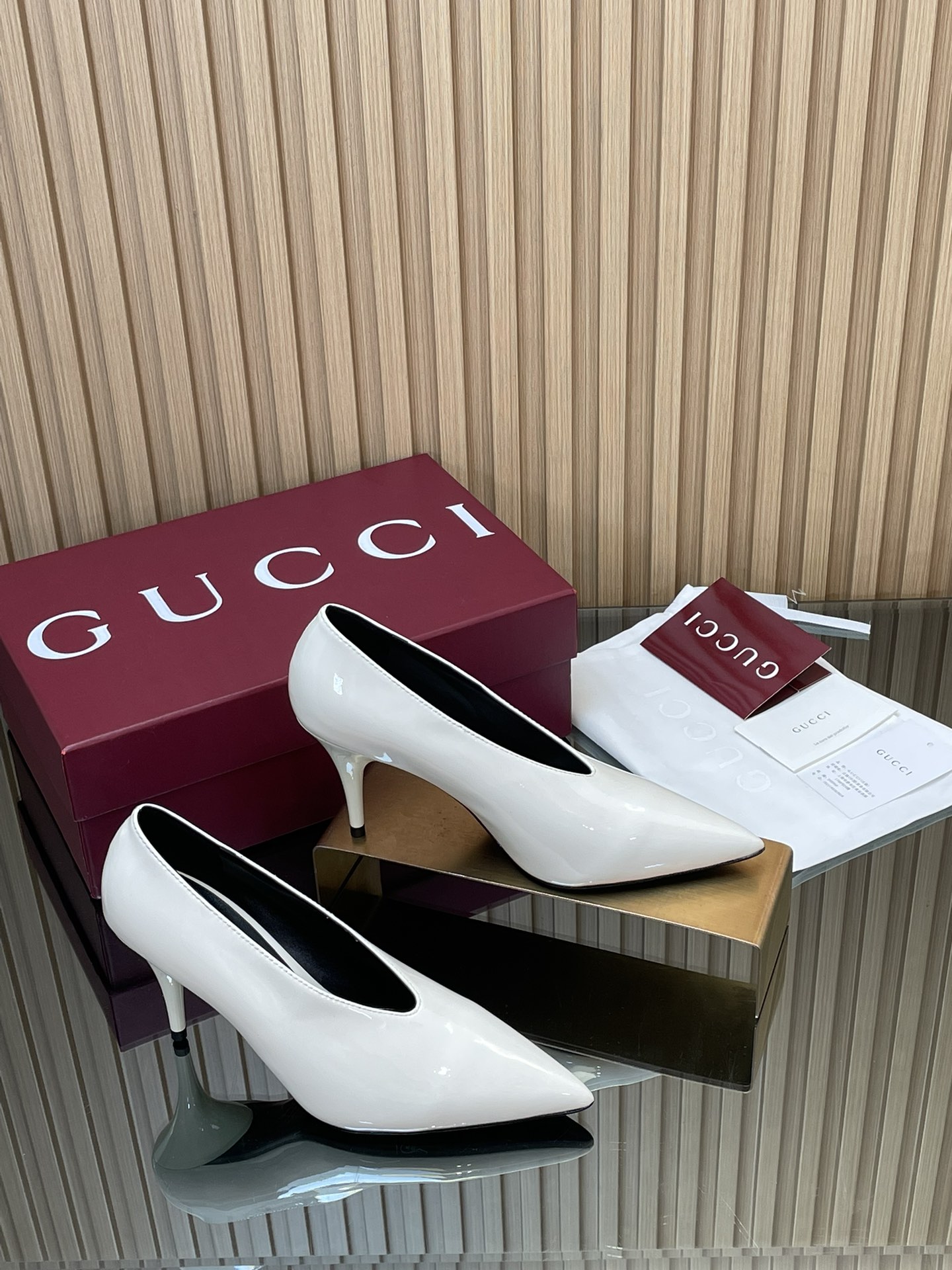 GUCCI グッチ フラットシューズ レースアップ シルク ブラック