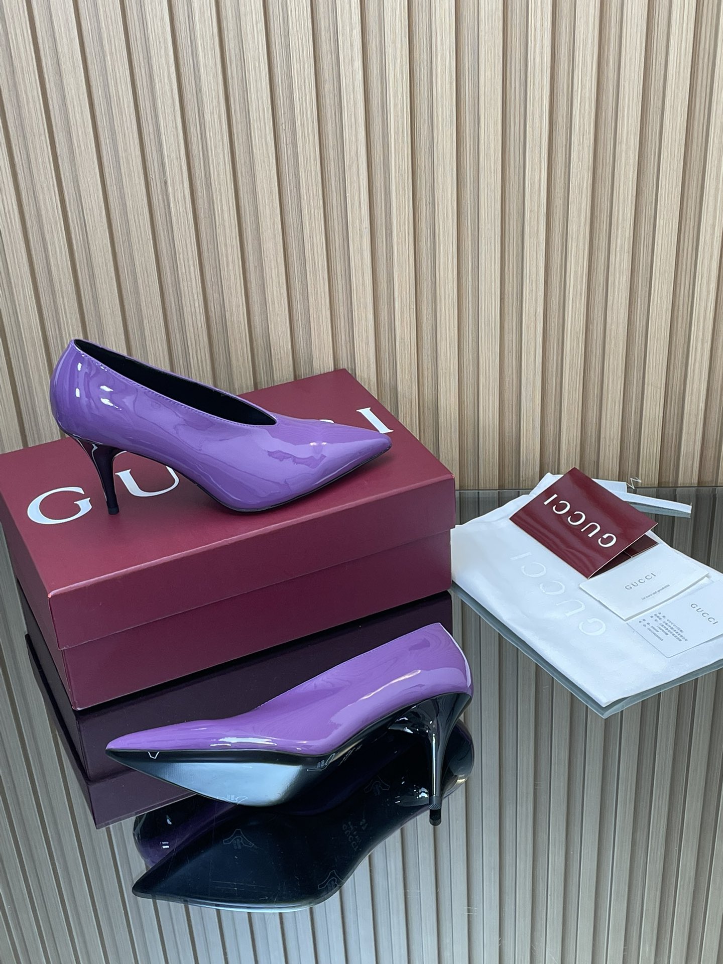 GUCCI グッチ パンプス 本革 ポインテッドトゥ 黒ヒール パープル - 画像 9