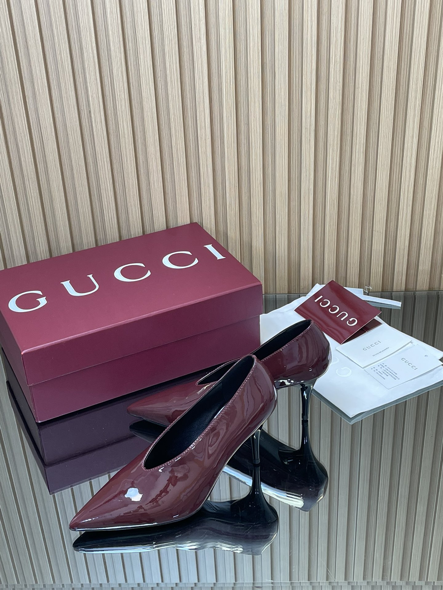 GUCCI グッチ ピンヒールパンプス 本革 通勤 プレーン ブラック - 画像 4