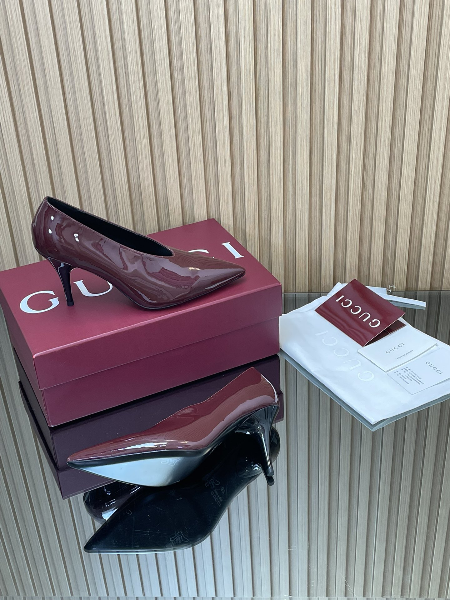 GUCCI グッチ ピンヒールパンプス 本革 通勤 プレーン ブラック - 画像 9