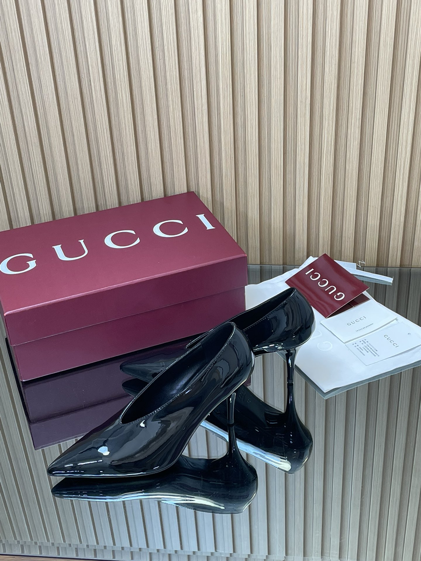 GUCCI グッチ ヒール靴 本革 通勤 ブラック - 画像 4