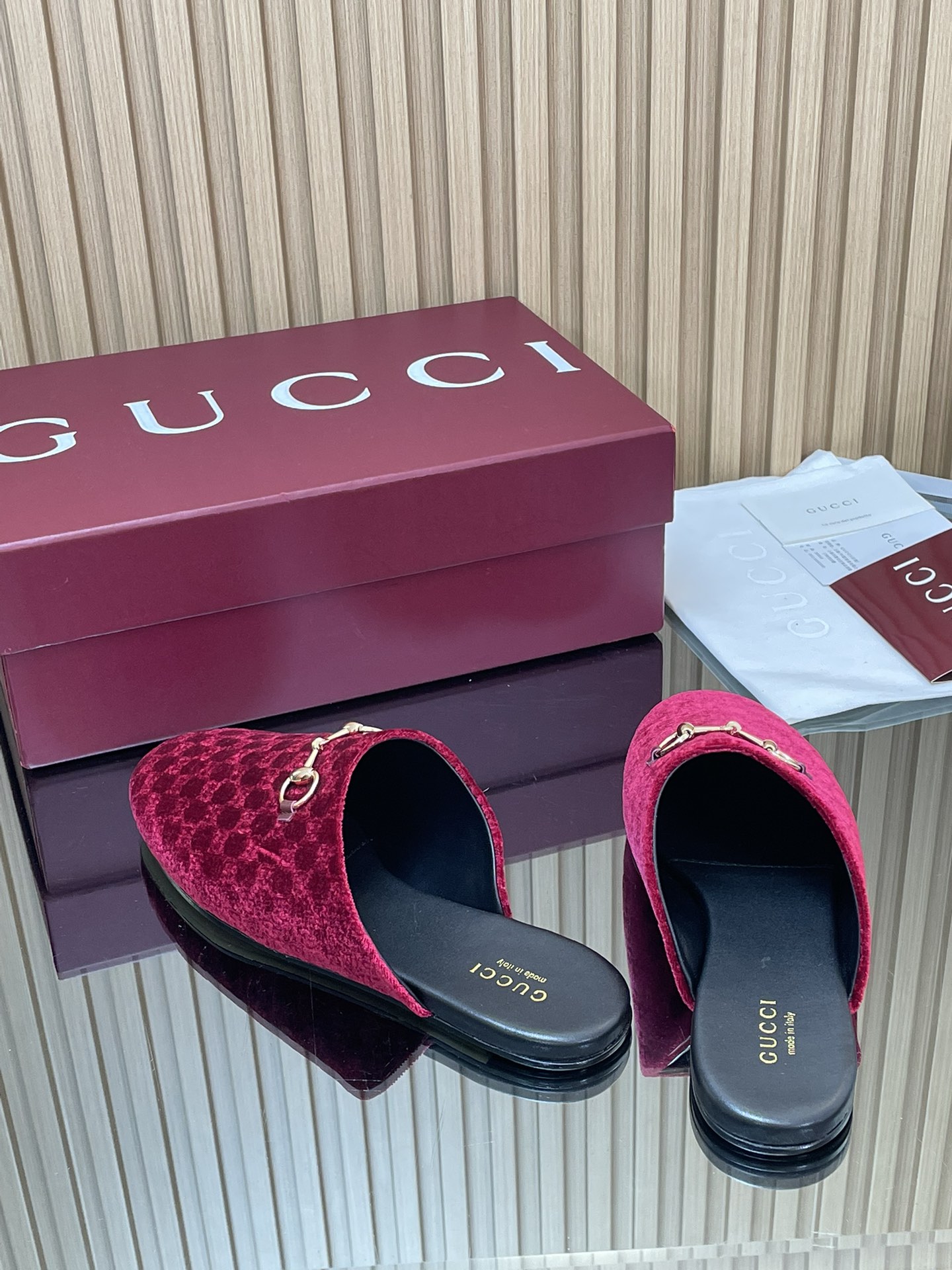 GUCCI グッチ フラットシューズ 本革 メンズ レディース レッド 全1色 - 画像 6