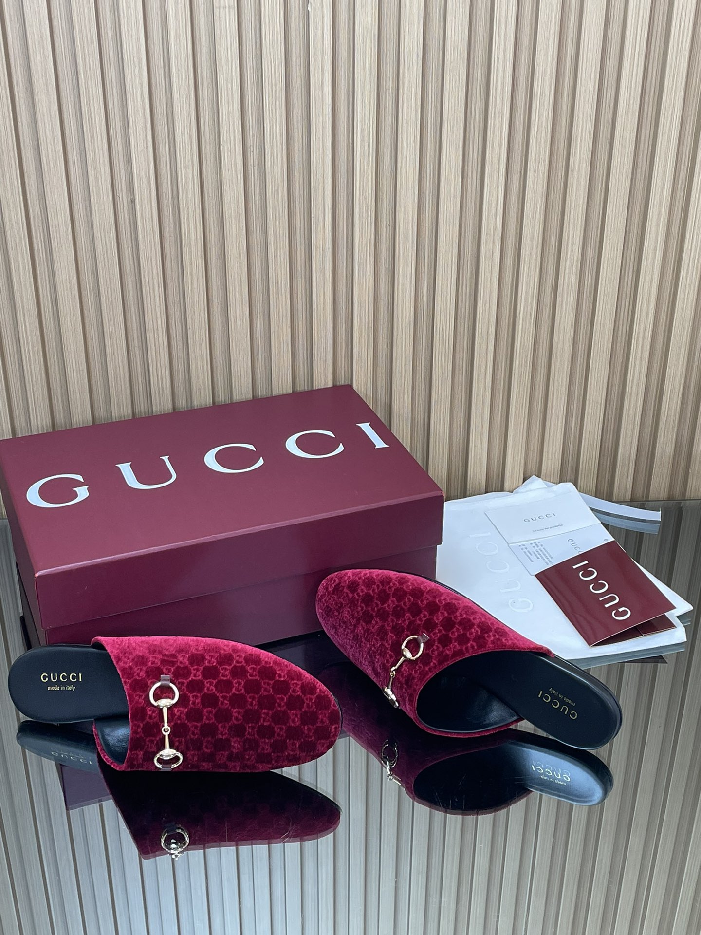 GUCCI グッチ フラットシューズ 本革 メンズ レディース レッド 全1色 - 画像 7