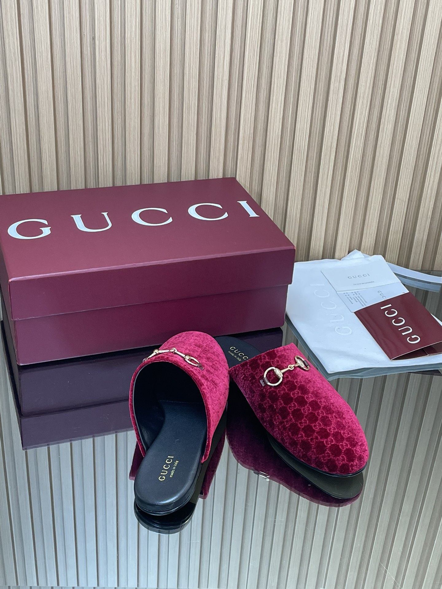 GUCCI グッチ フラットシューズ 本革 メンズ レディース レッド 全1色 - 画像 8