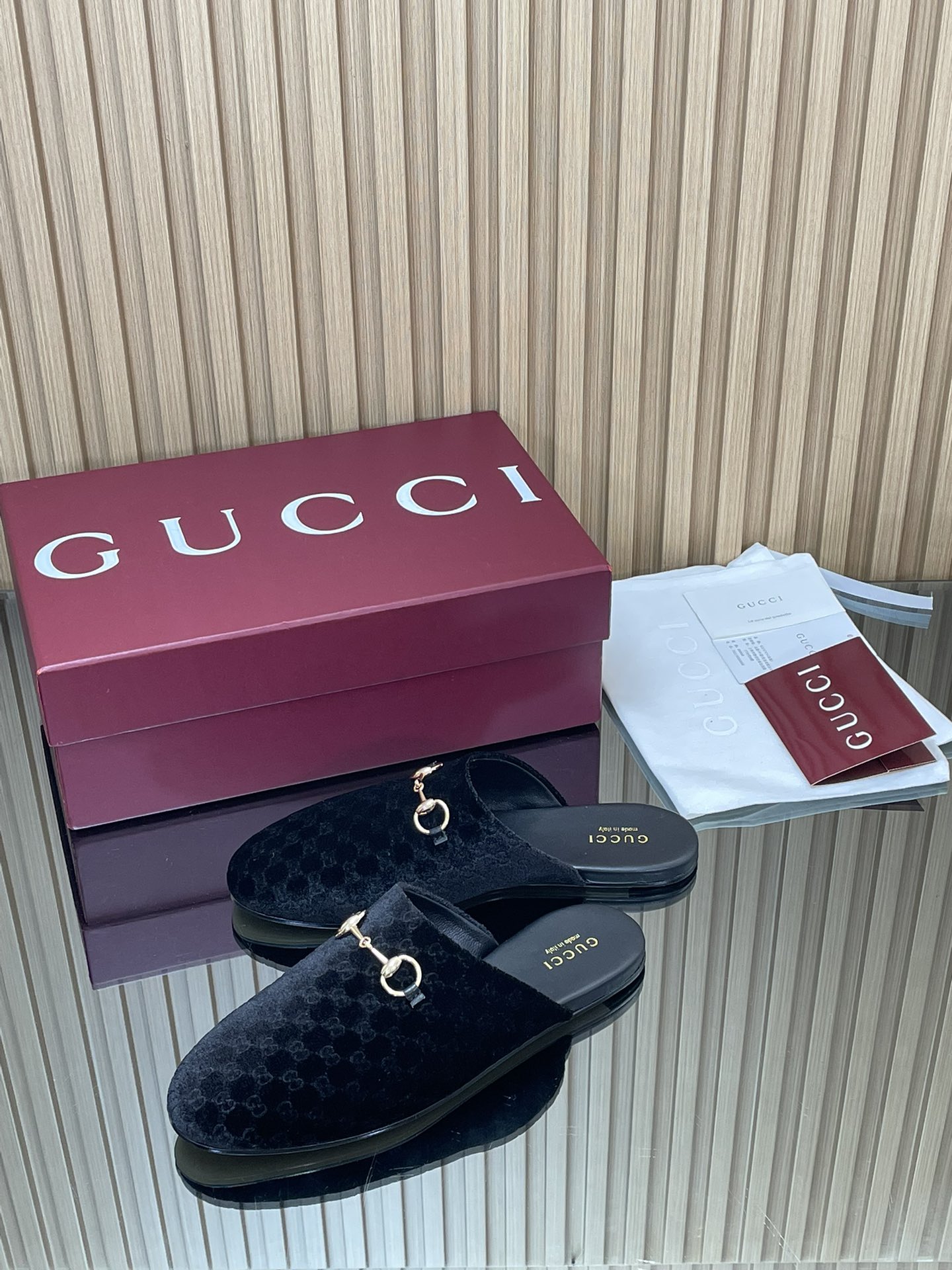GUCCI グッチ フラットシューズ 本革 ブラック - 画像 4