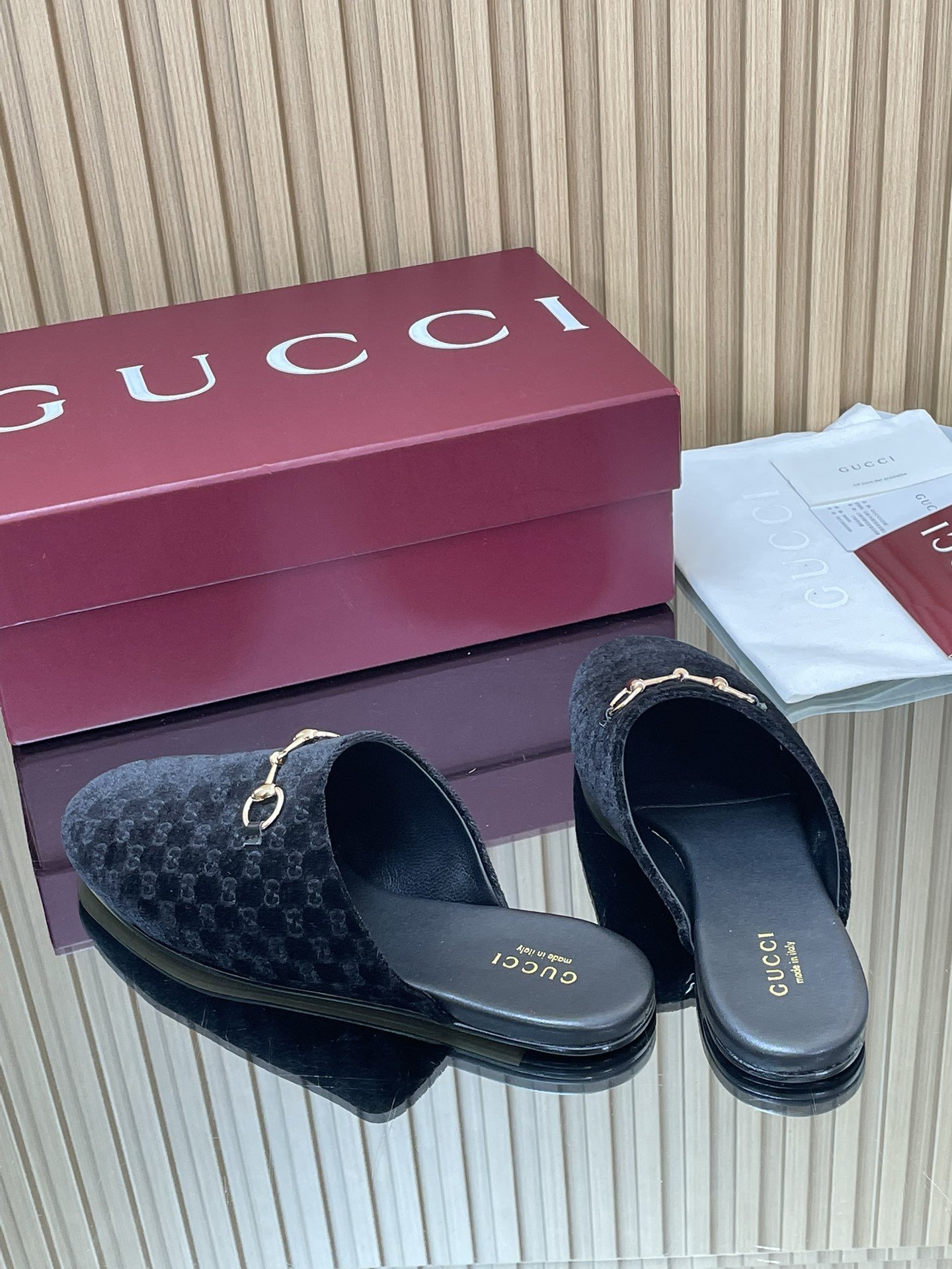 GUCCI グッチ フラットシューズ 本革 ブラック - 画像 6
