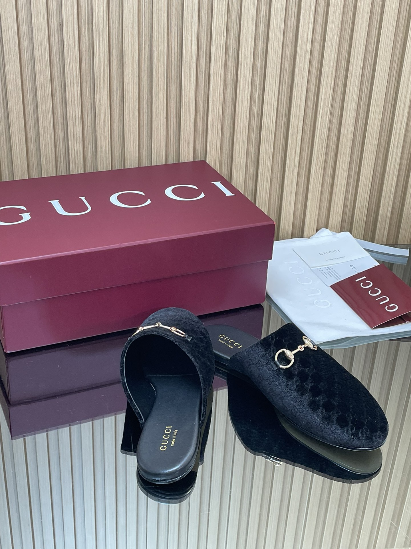 GUCCI グッチ フラットシューズ 本革 ブラック - 画像 8