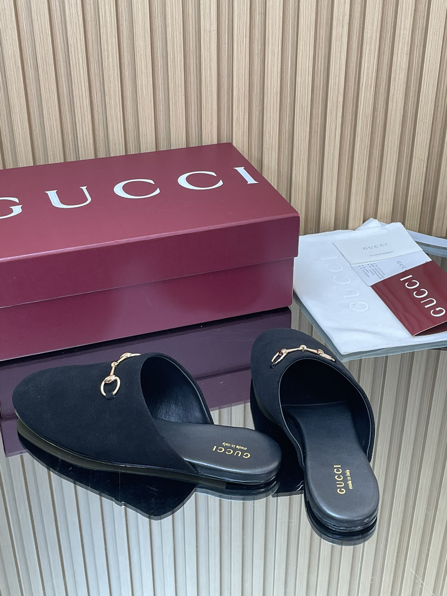 GUCCI グッチ フラットシューズ 本革 ブラック - 画像 6