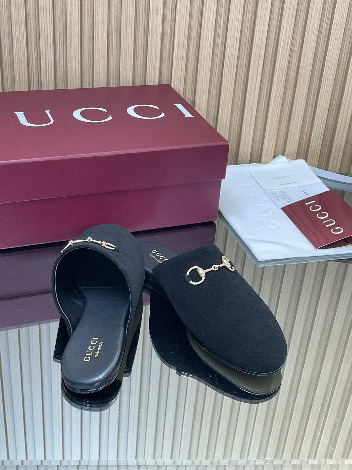 GUCCI グッチ フラットシューズ 本革 ブラック - 画像 7