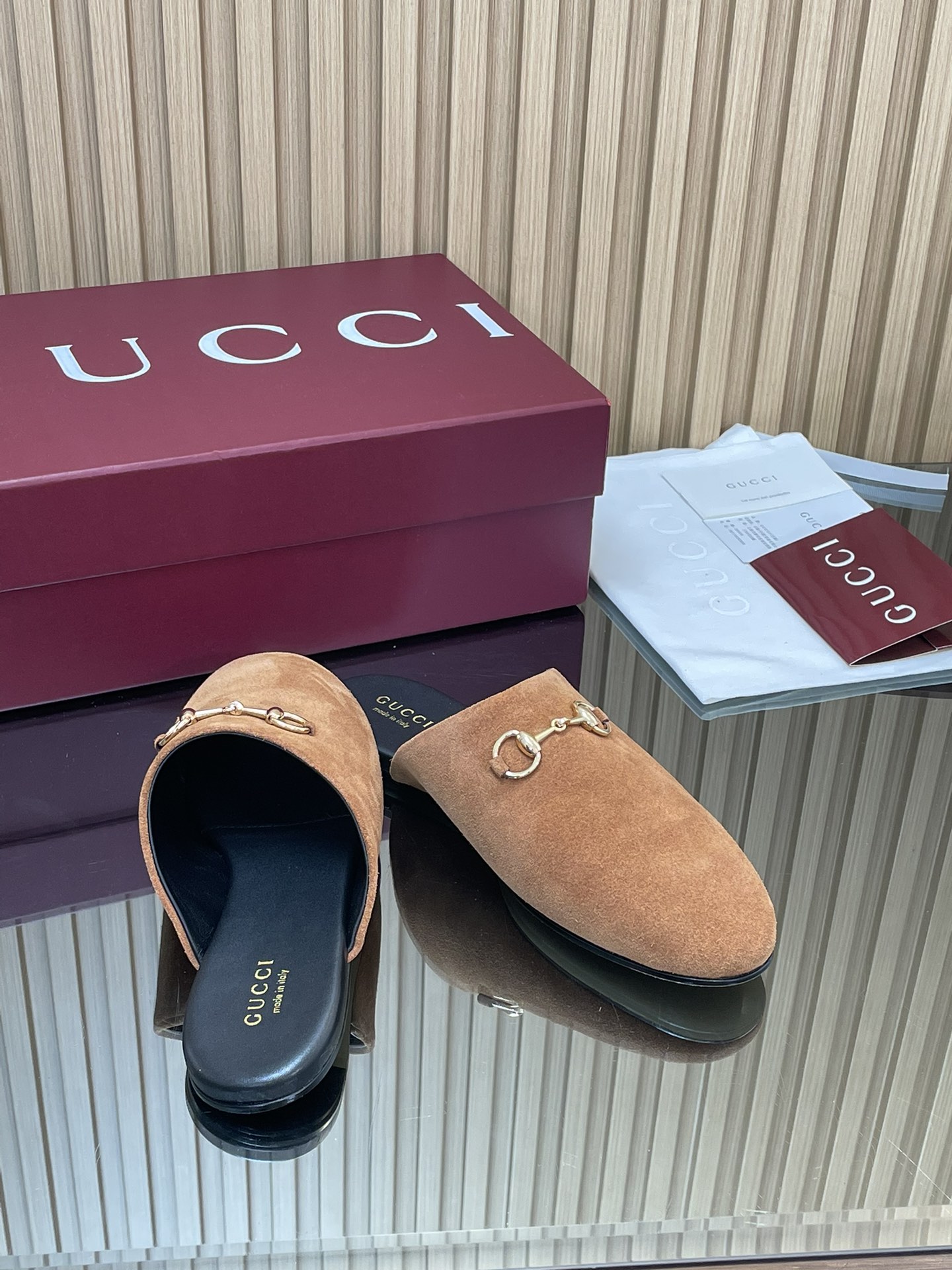 GUCCI グッチ フラットシューズ 本革 通勤 ベージュ - 画像 7