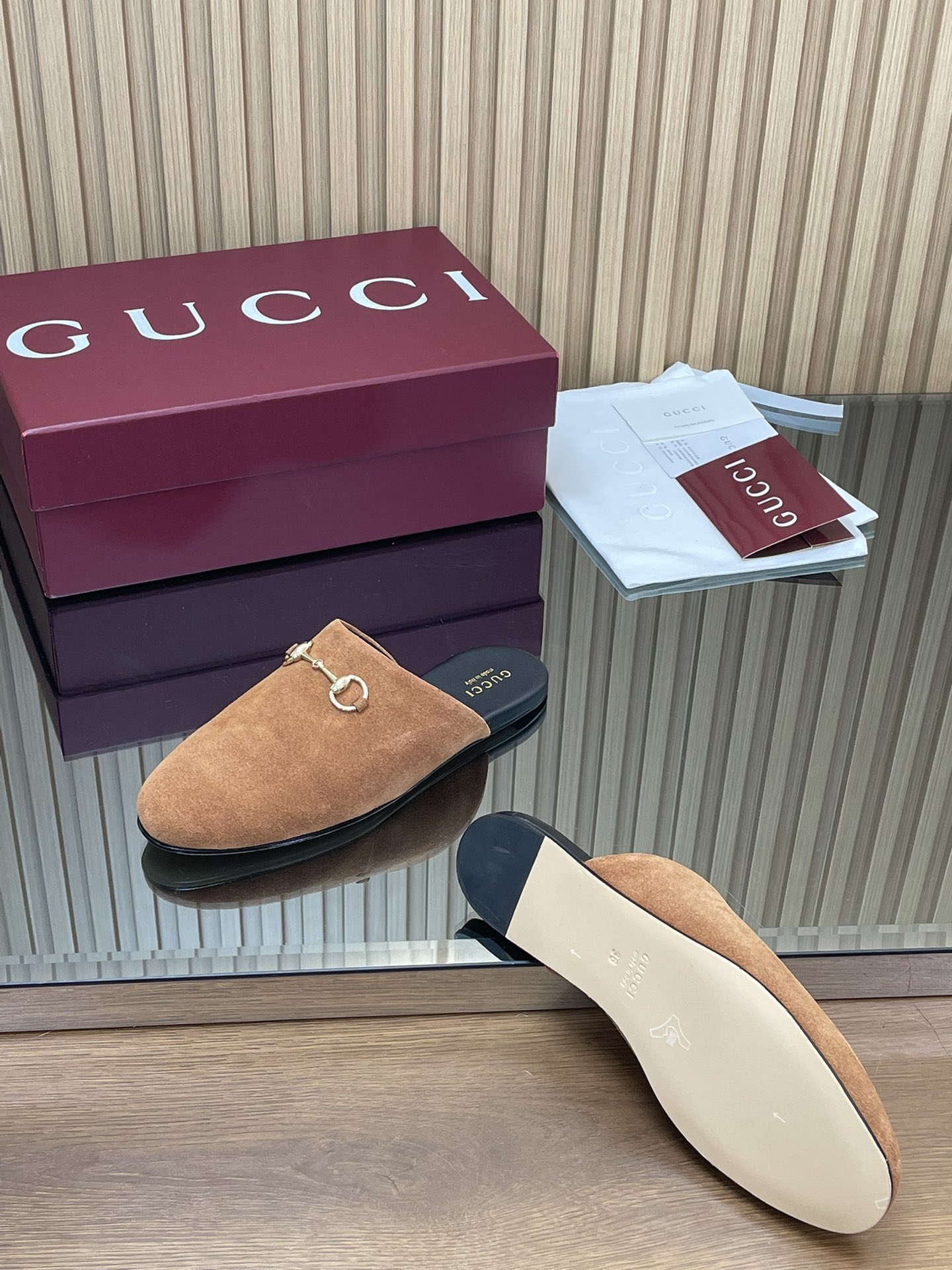 GUCCI グッチ フラットシューズ 本革 通勤 ベージュ - 画像 9
