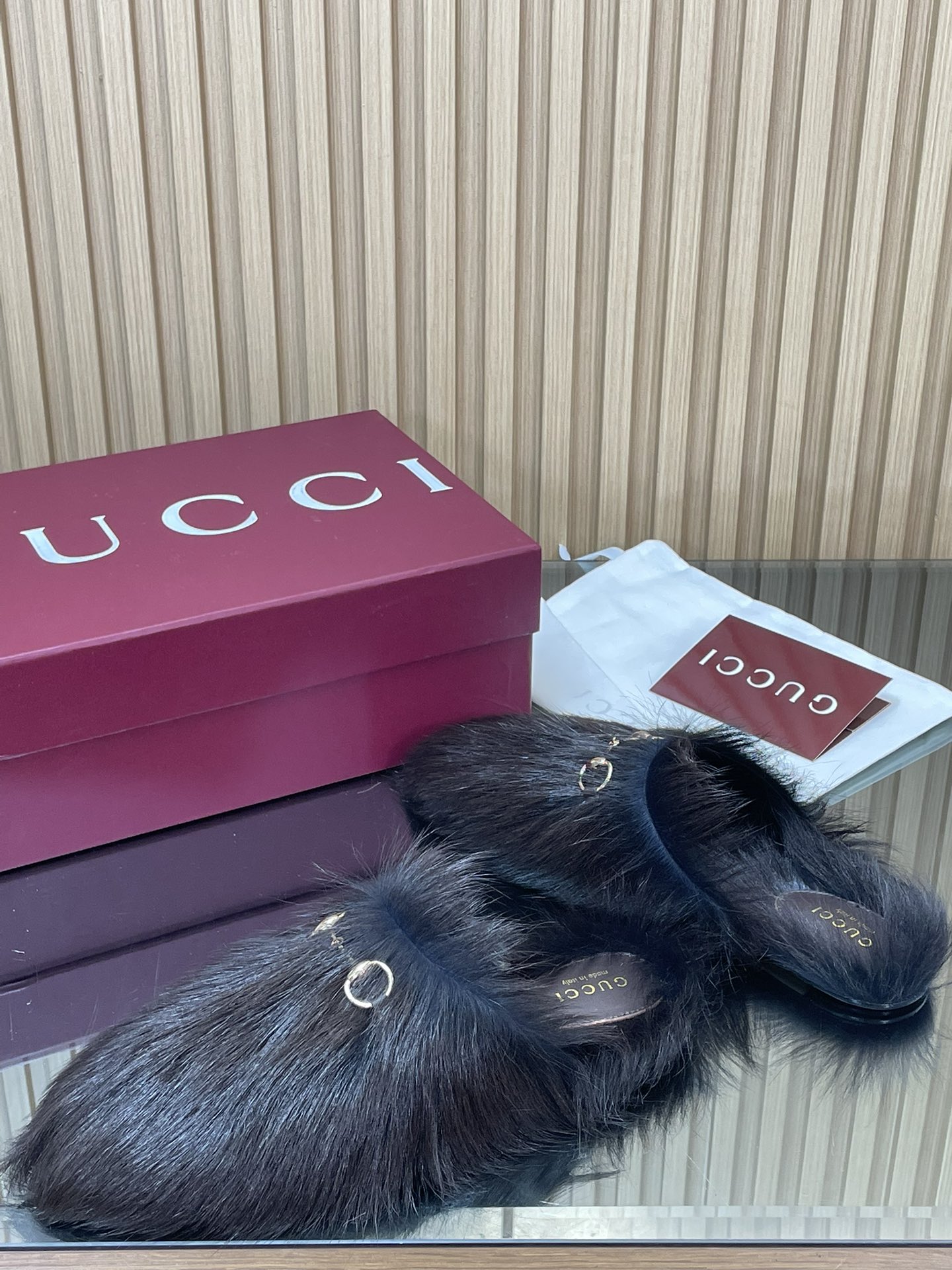 GUCCI グッチ ファークロッグス 本革 ブラック - 画像 4
