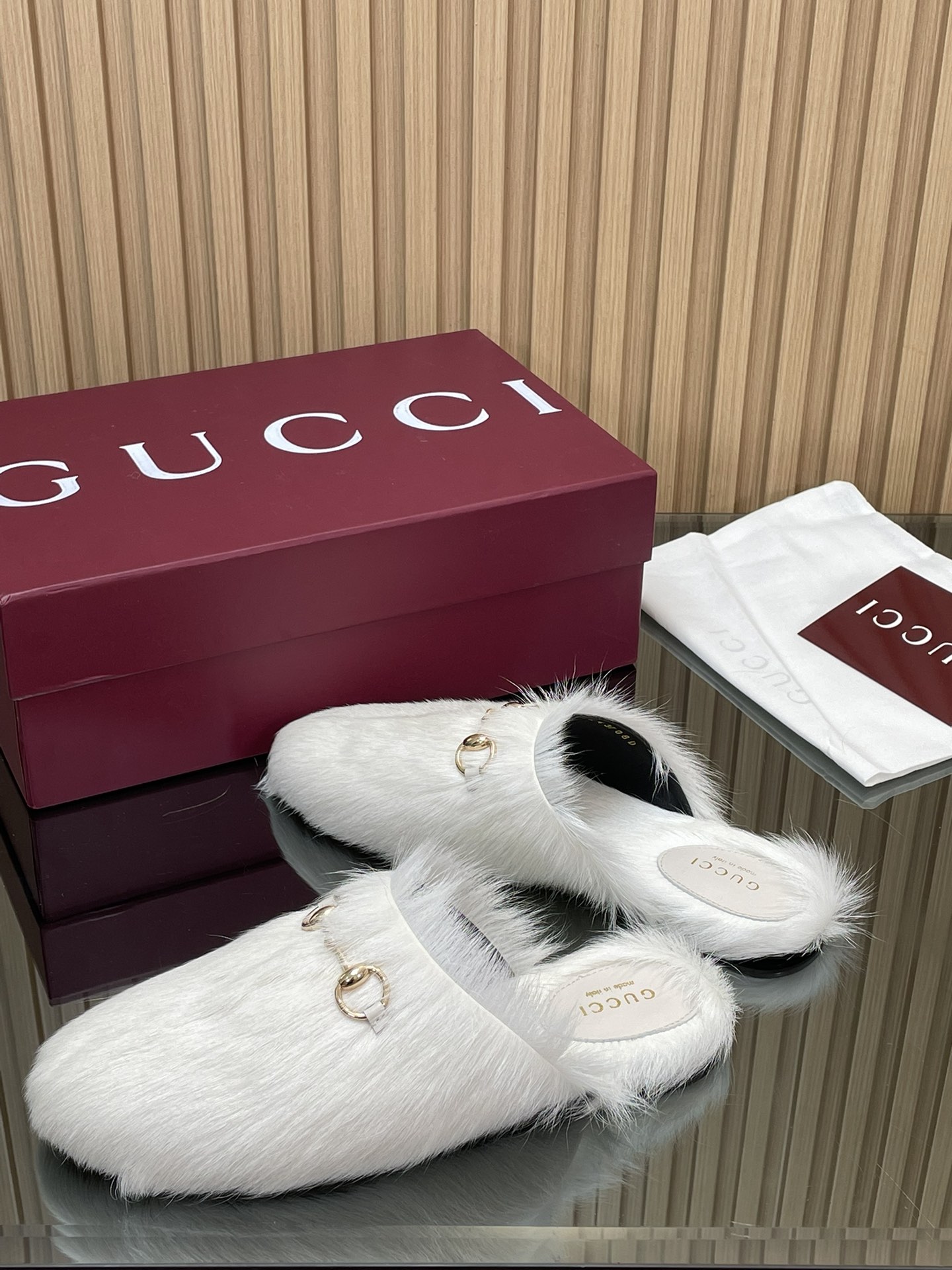 GUCCI グッチ フラットシューズ 本革 通勤 ブラック - 画像 6