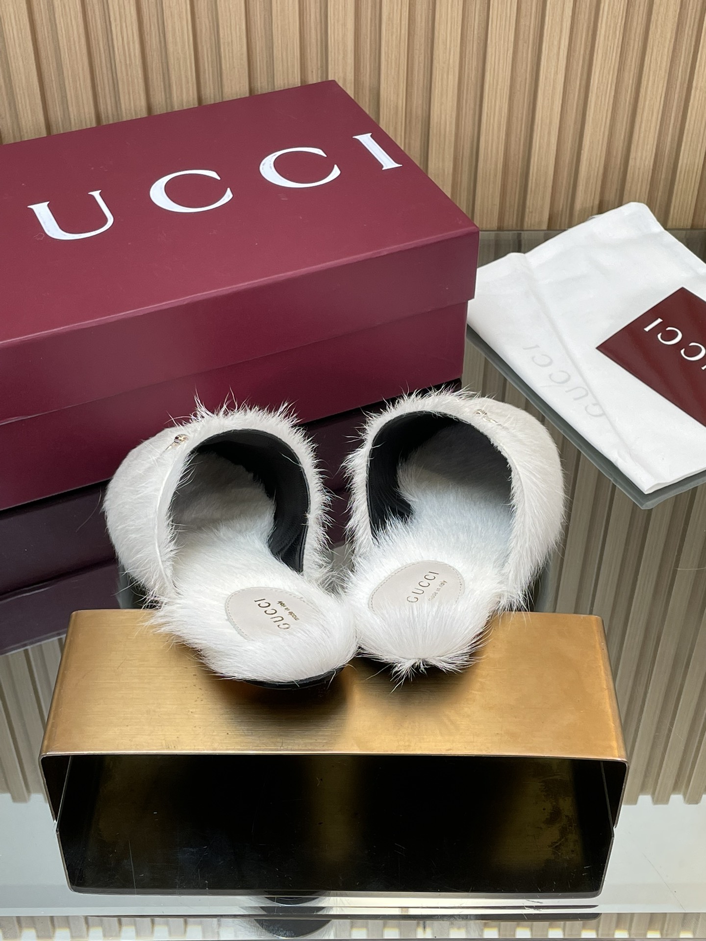 GUCCI グッチ フラットシューズ 本革 通勤 ブラック - 画像 7