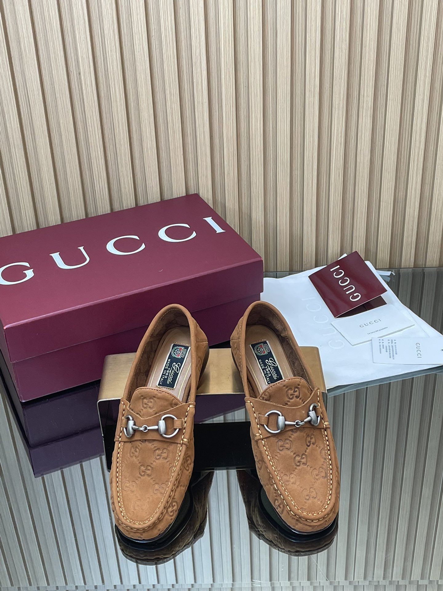 GUCCI グッチ ローファー 本革 通勤 通学 ブラック