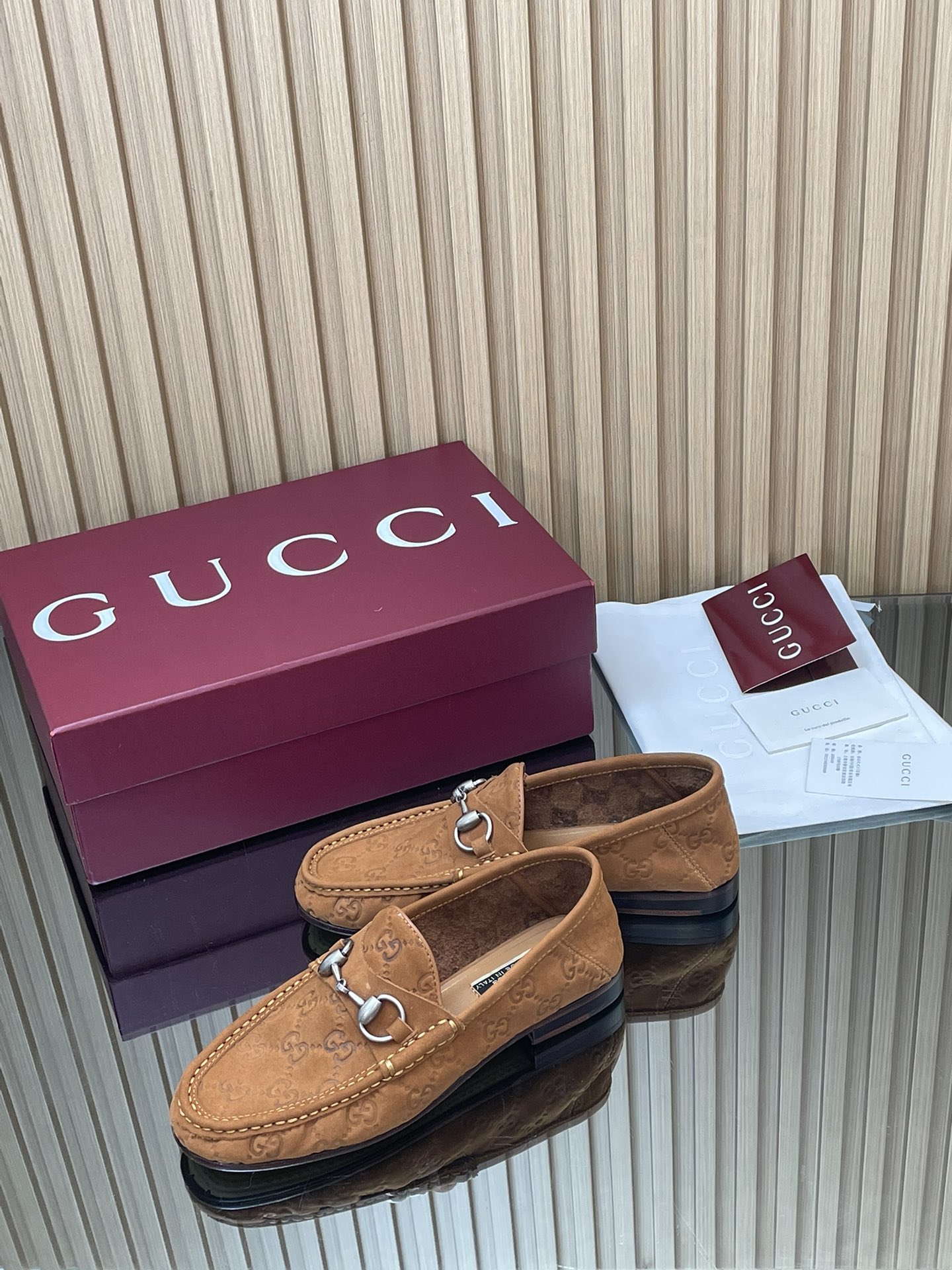 GUCCI グッチ ローファー 本革 通勤 通学 ブラック - 画像 4