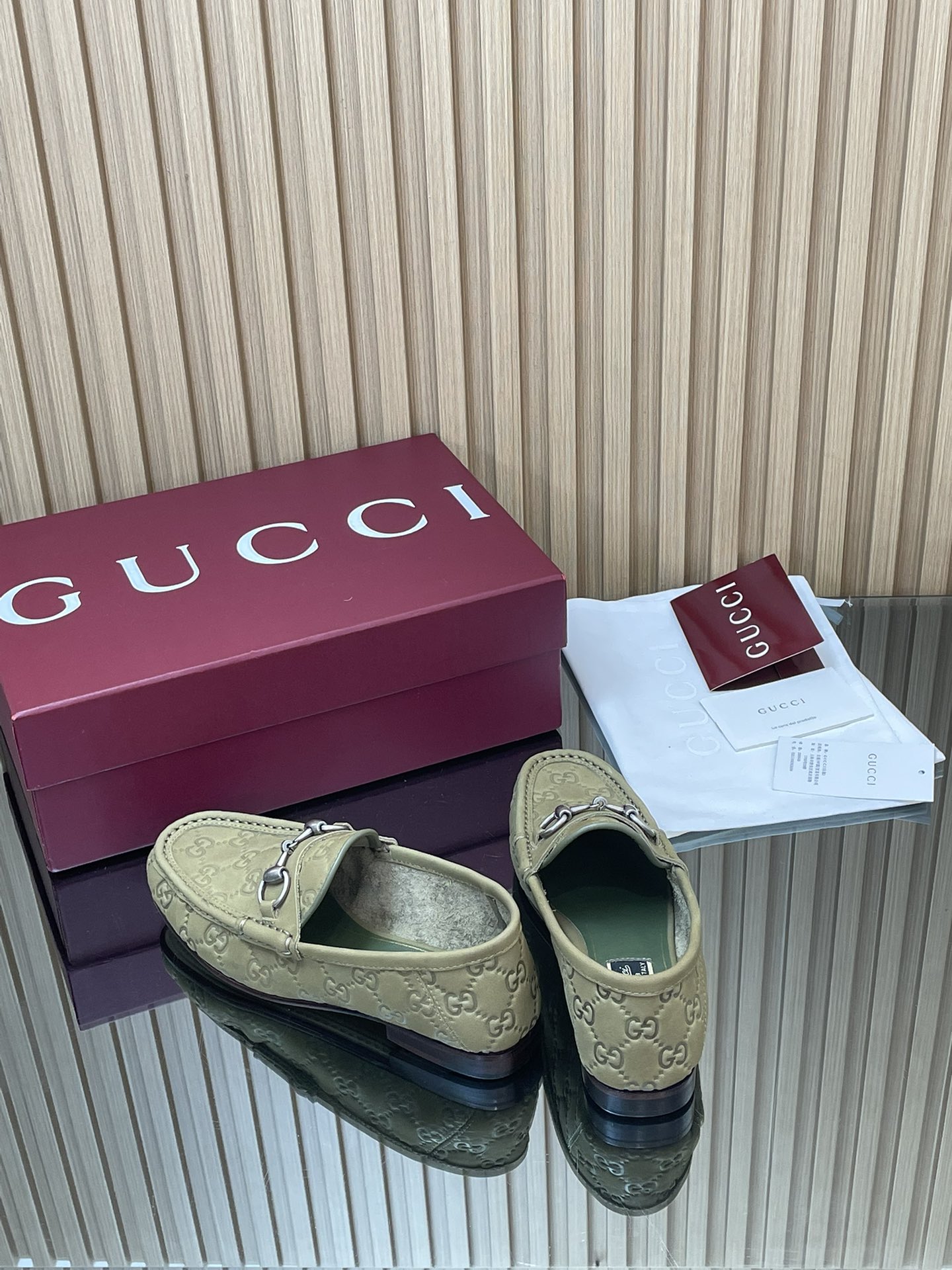 GUCCI グッチ ローファー 本革 メンズ 通勤 ビジネス グリーン - 画像 6