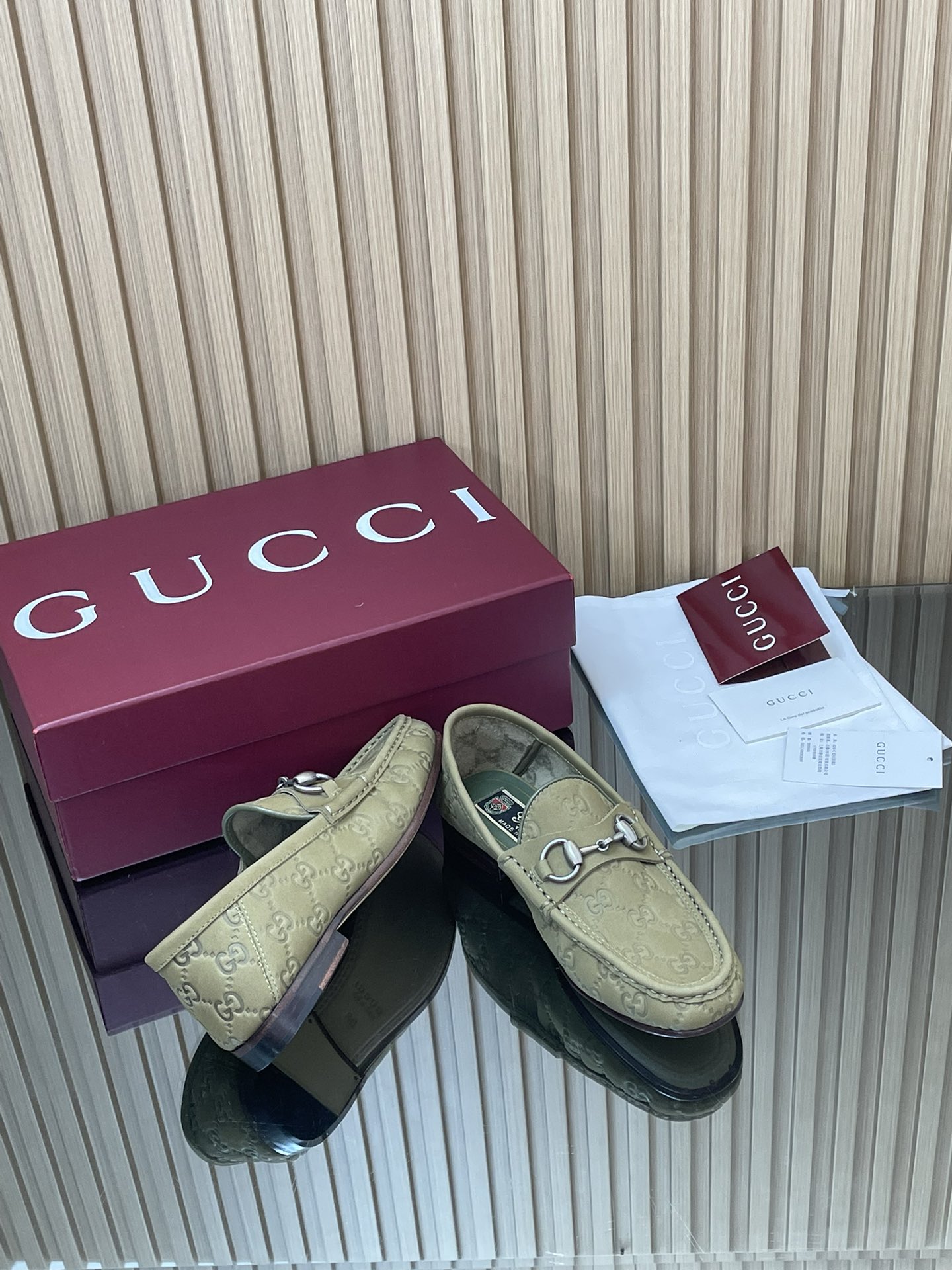 GUCCI グッチ ローファー 本革 メンズ 通勤 ビジネス グリーン - 画像 8