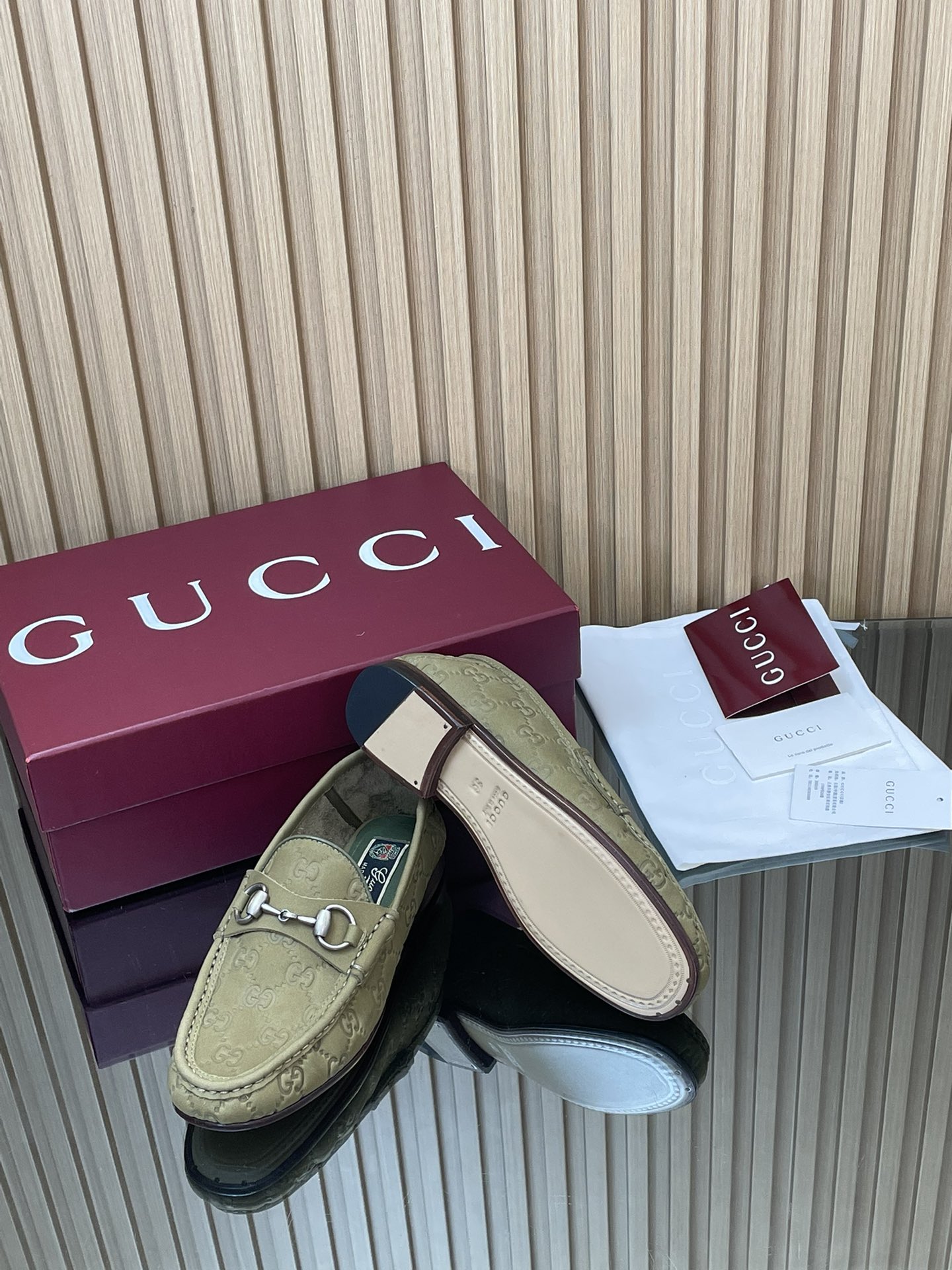 GUCCI グッチ ローファー 本革 メンズ 通勤 ビジネス グリーン - 画像 9