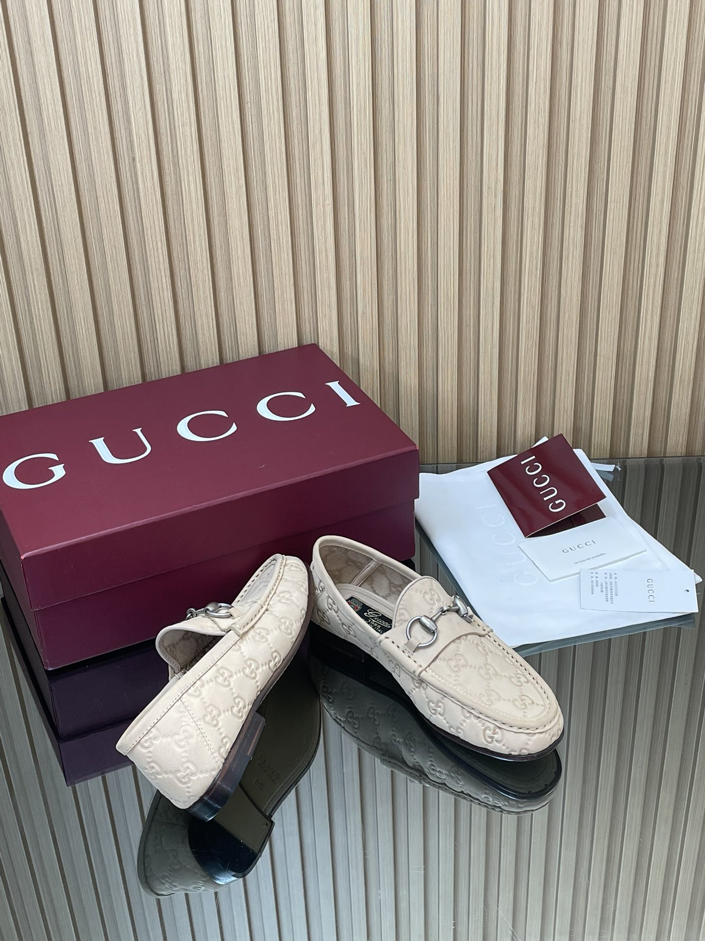 GUCCI グッチ ローファー フラットシューズ ベージュ - 画像 8