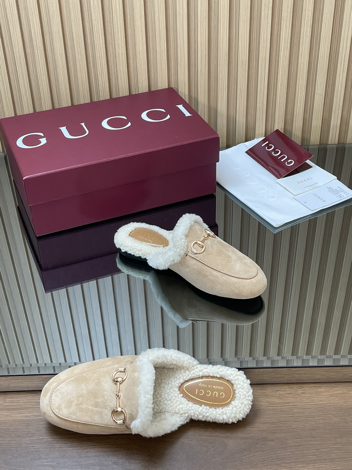 GUCCI グッチ フラットシューズ 本革 軽量 ベージュ - 画像 6