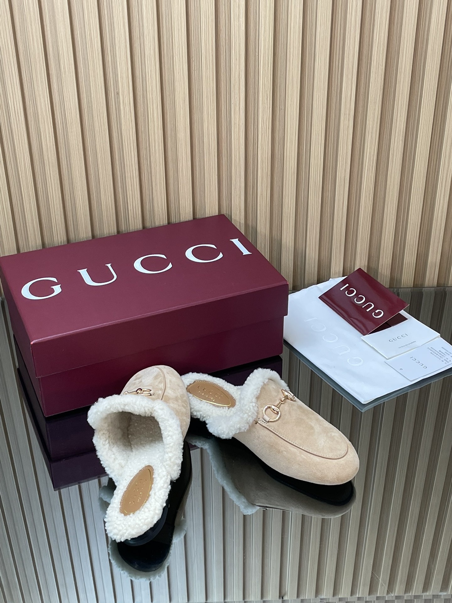 GUCCI グッチ フラットシューズ 本革 軽量 ベージュ - 画像 7