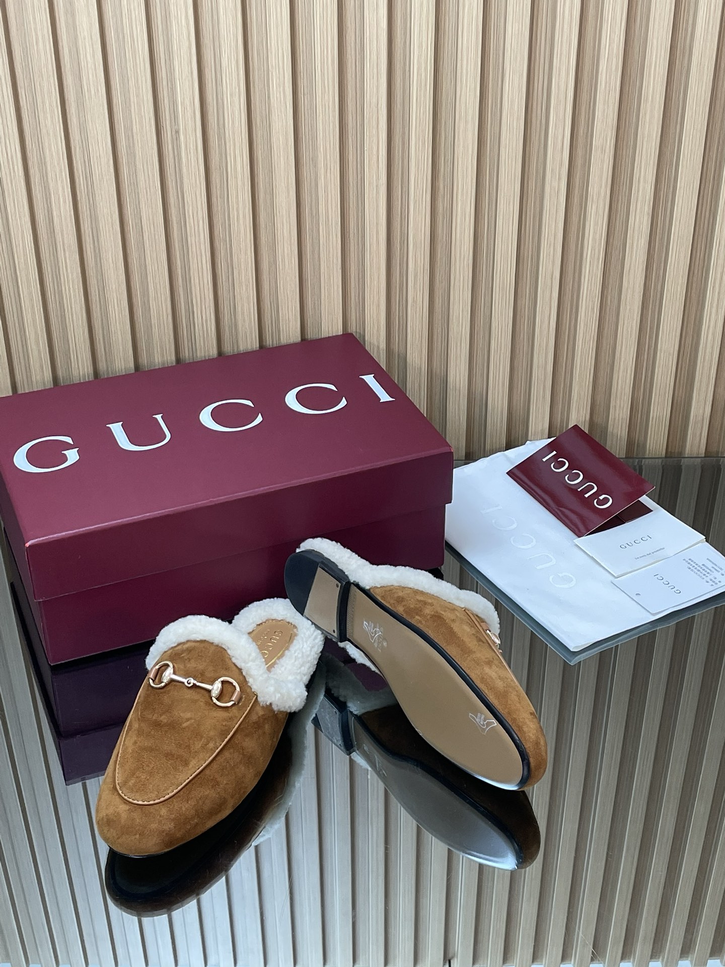 GUCCI グッチ フラットシューズ 本革 軽量 ブラック ベージュ 全2色 - 画像 9