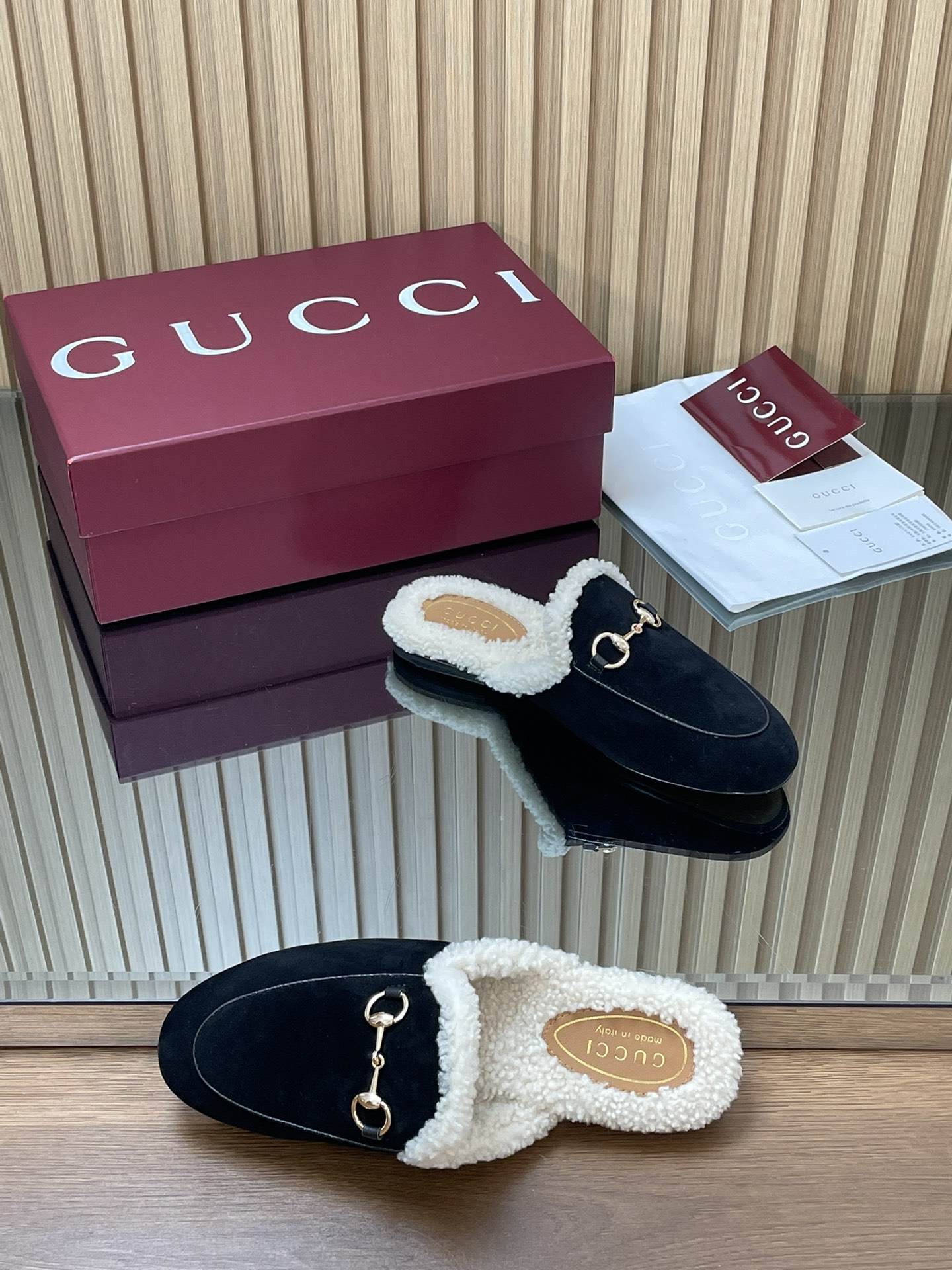 GUCCI グッチ フラットシューズ 本革 軽量 ブラック - 画像 7