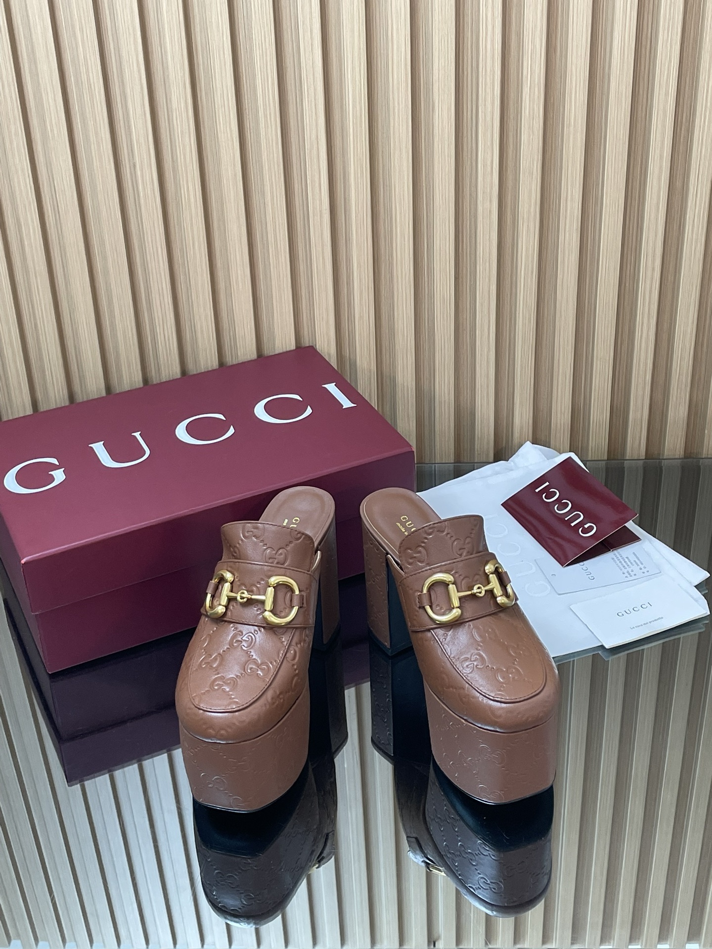 GUCCI グッチ フラットシューズ 本革 ブラック 5000 - 画像 2