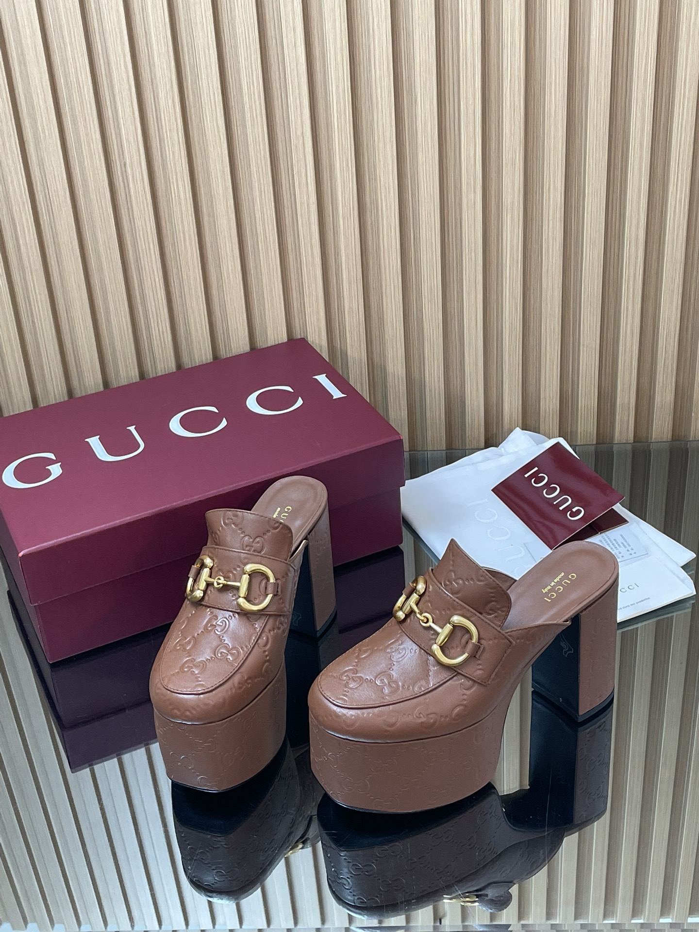 GUCCI グッチ フラットシューズ 本革 ブラック 5000 - 画像 3