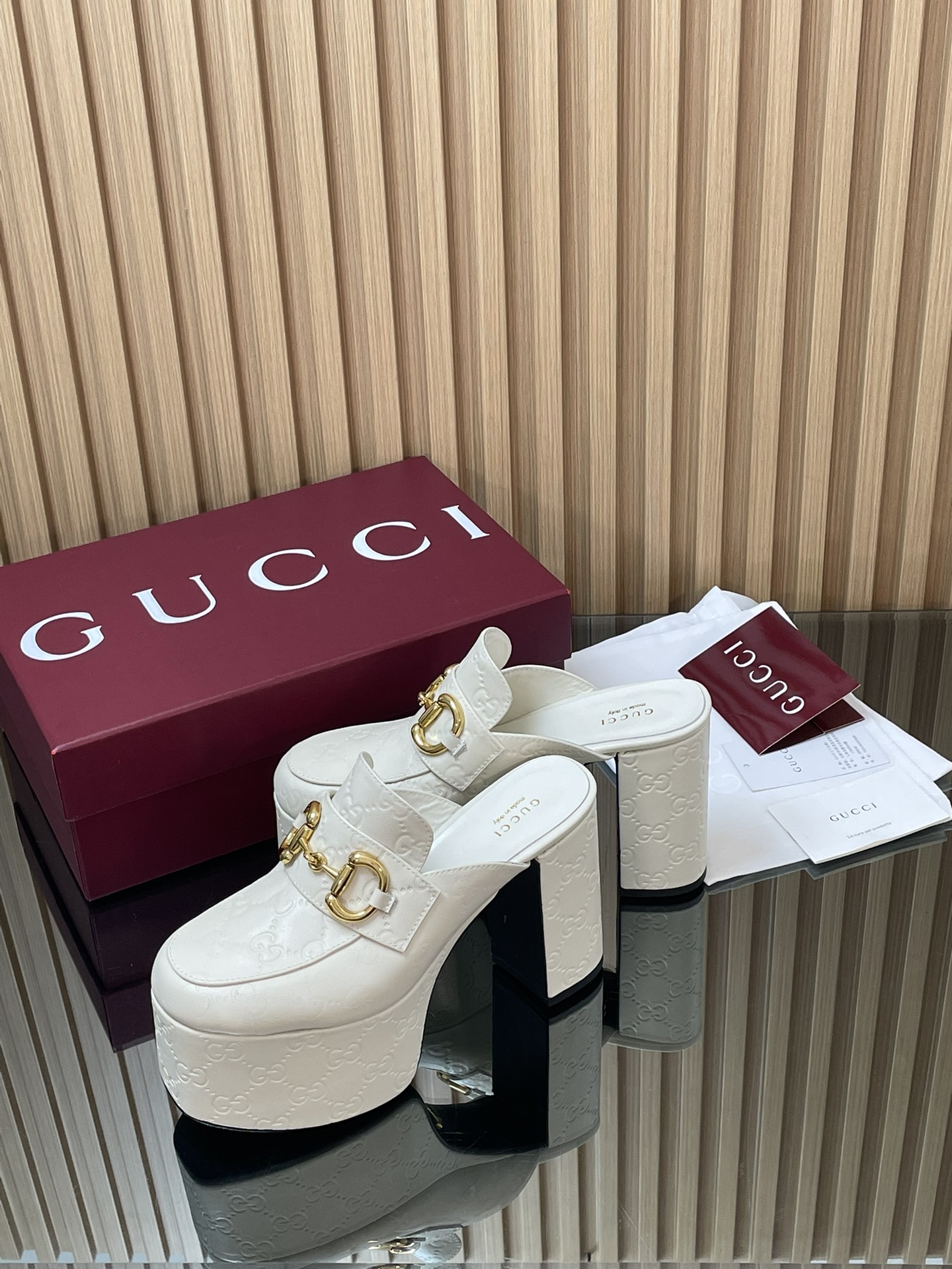 GUCCI グッチ フラットシューズ 本革 ブラック 56文字 - 画像 4